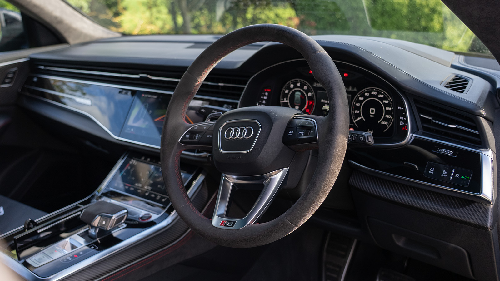   Win the 592 BHP Audi RSQ8 Vorsprung - Luxury Power for 22p!