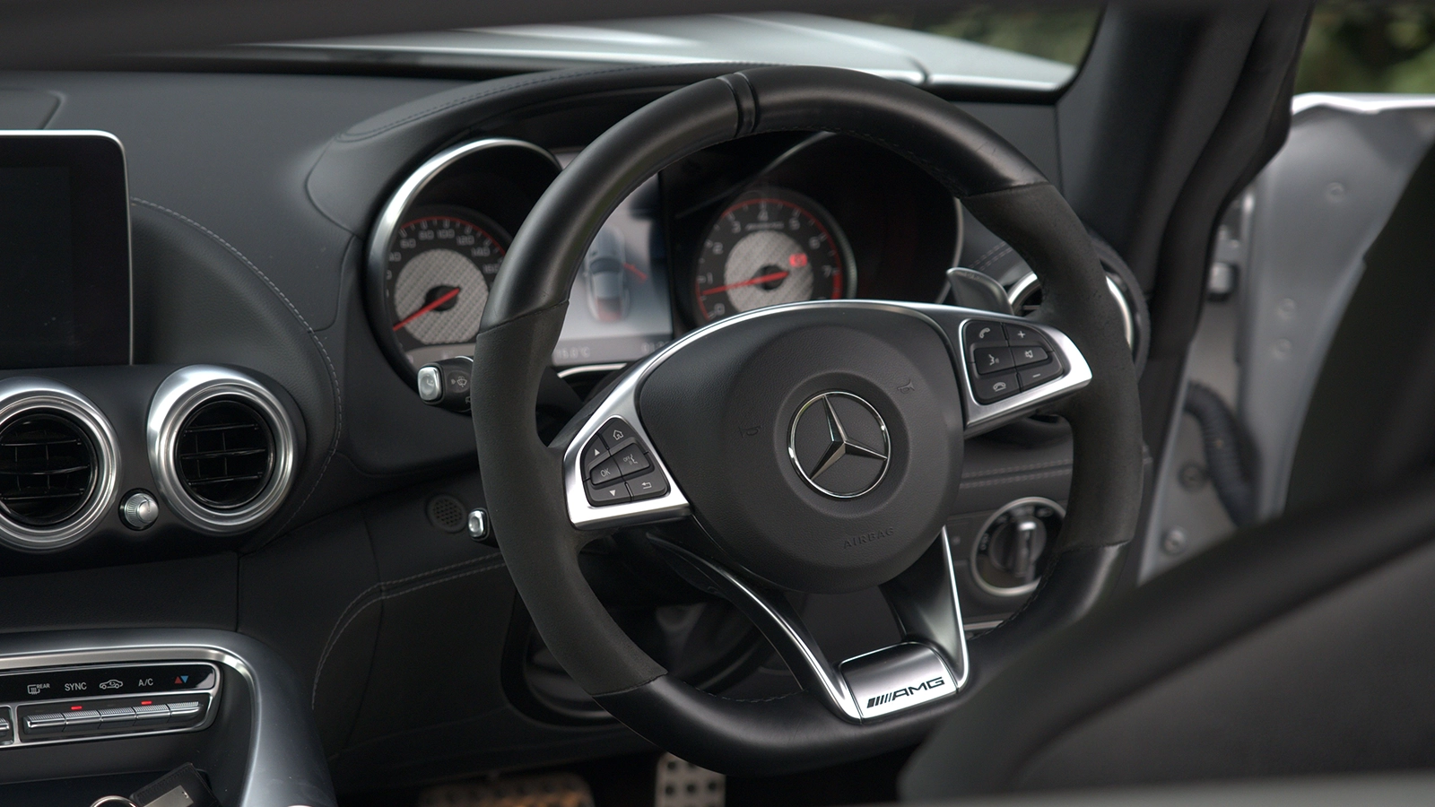   7p for Mercedes' Amazing AMG GT