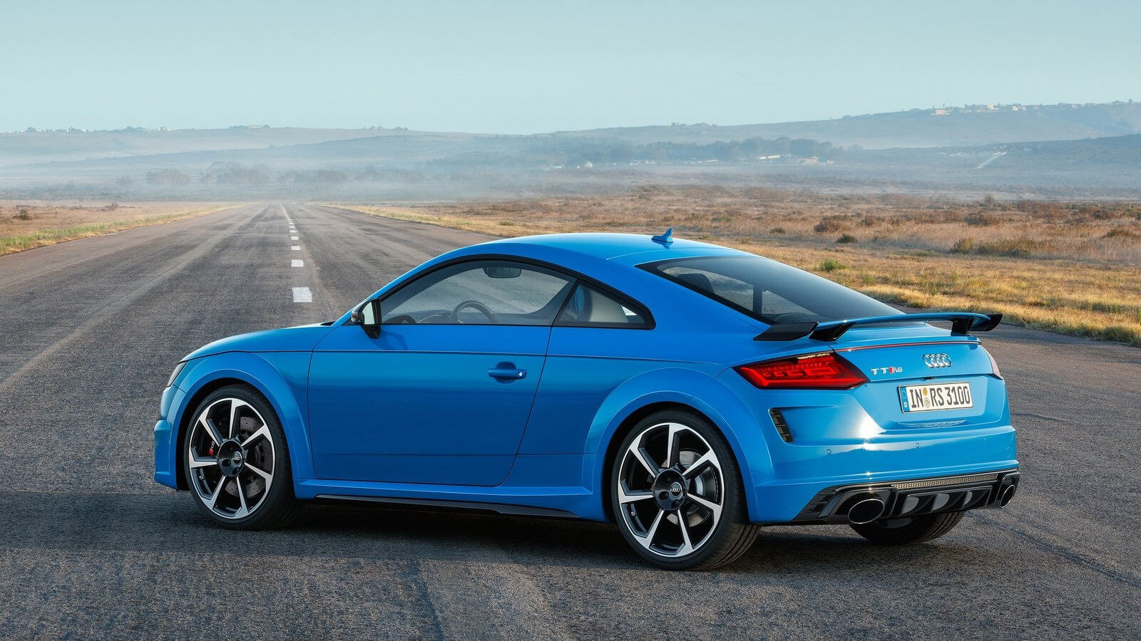  Audi TT-RS