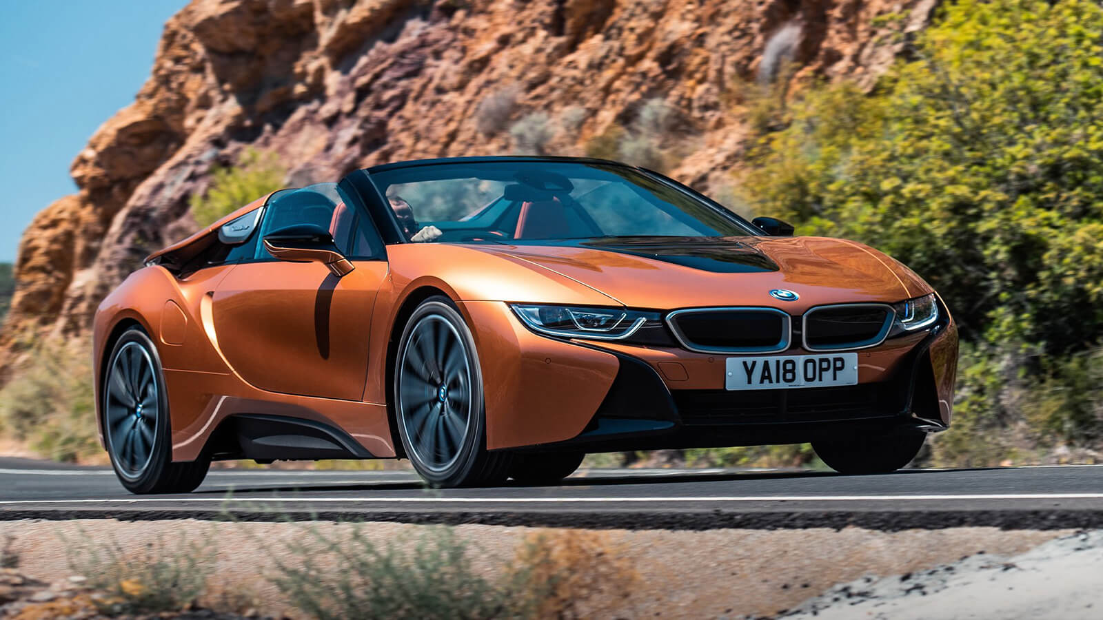  BMW i8 Roadster (Modern Classic)