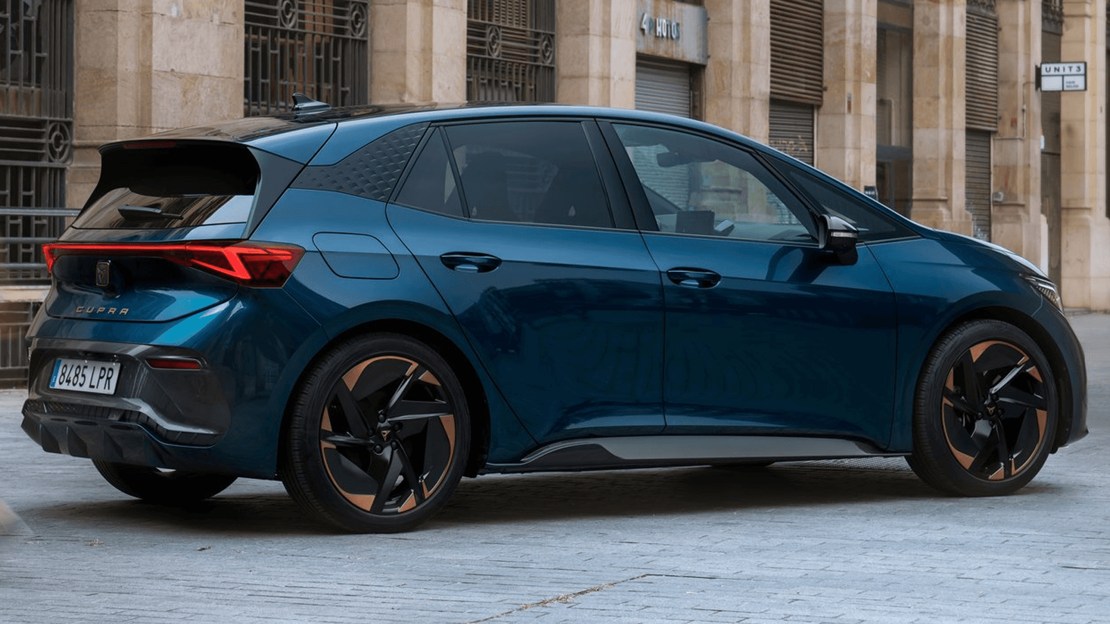  Cupra Born V2 79kWh