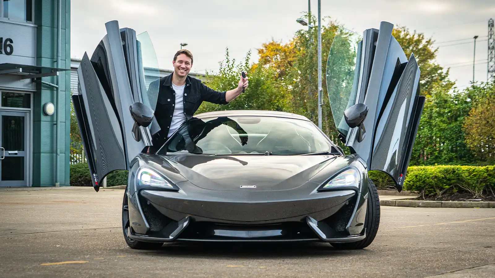  McLaren 570s Spider