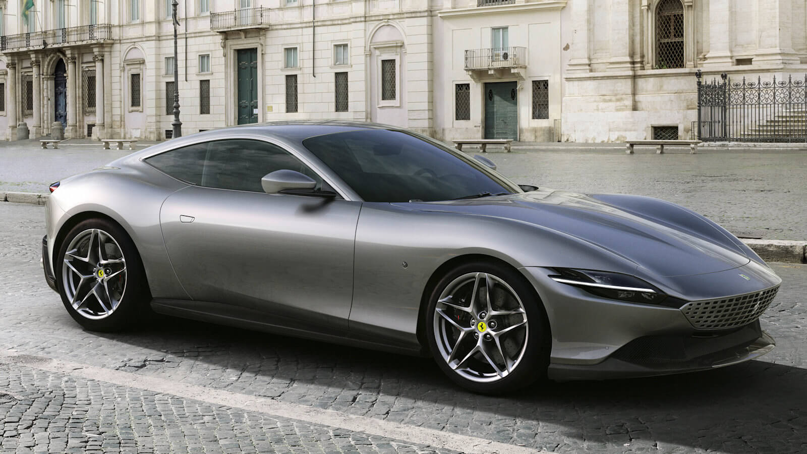  Ferrari Roma