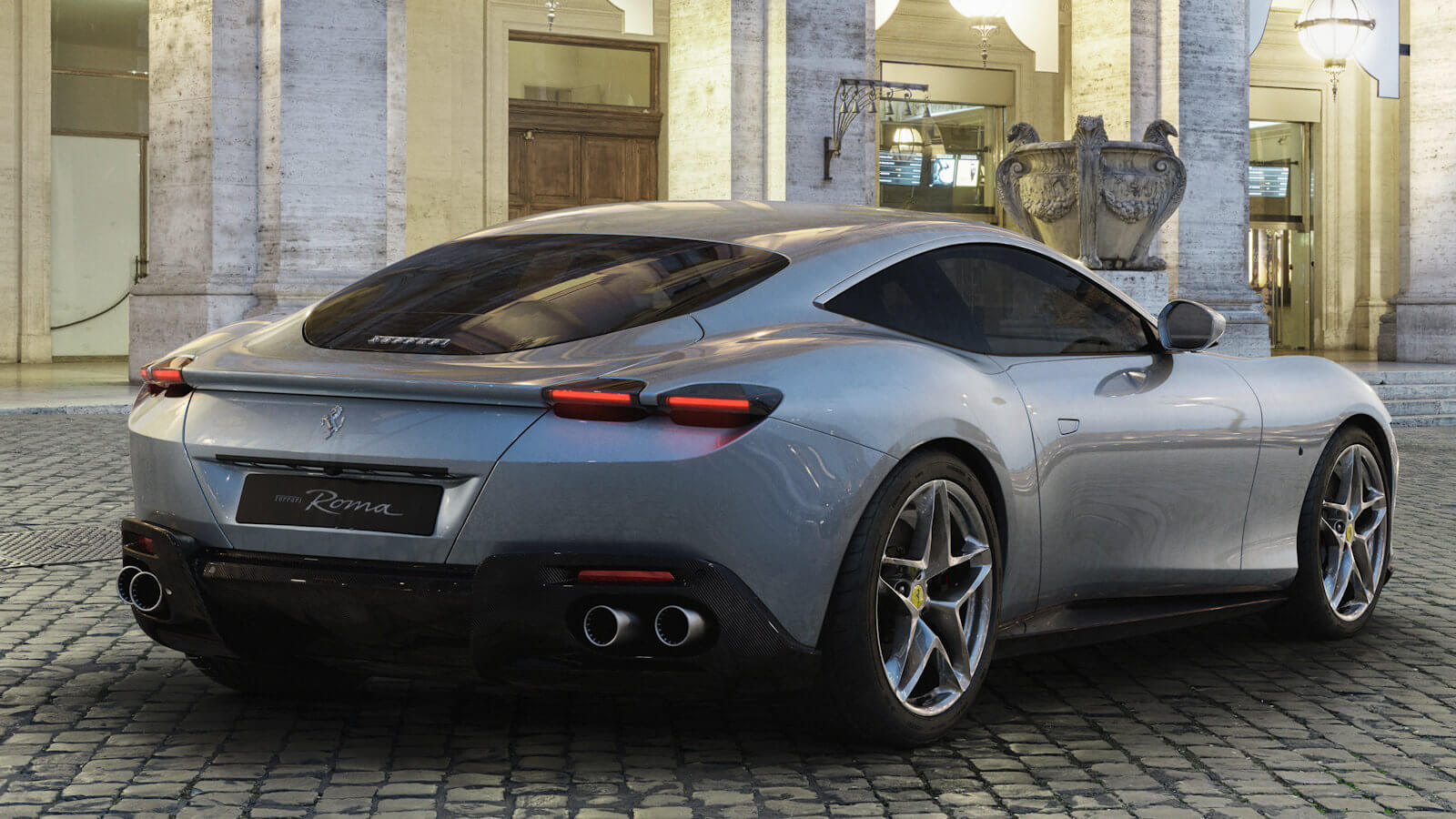  Ferrari Roma