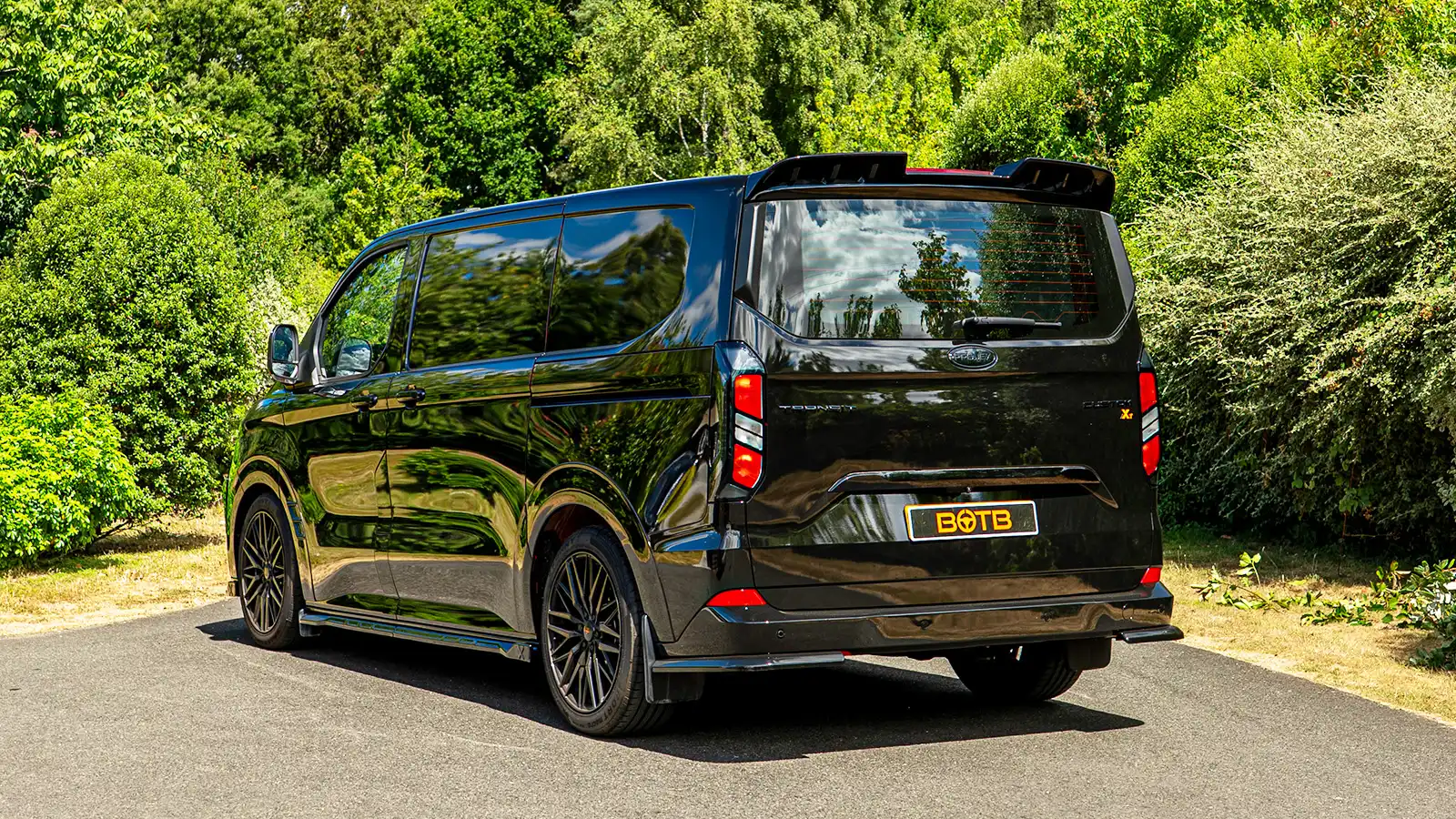   The Van That Means Business – Win a Ford Transit Custom for 6p!