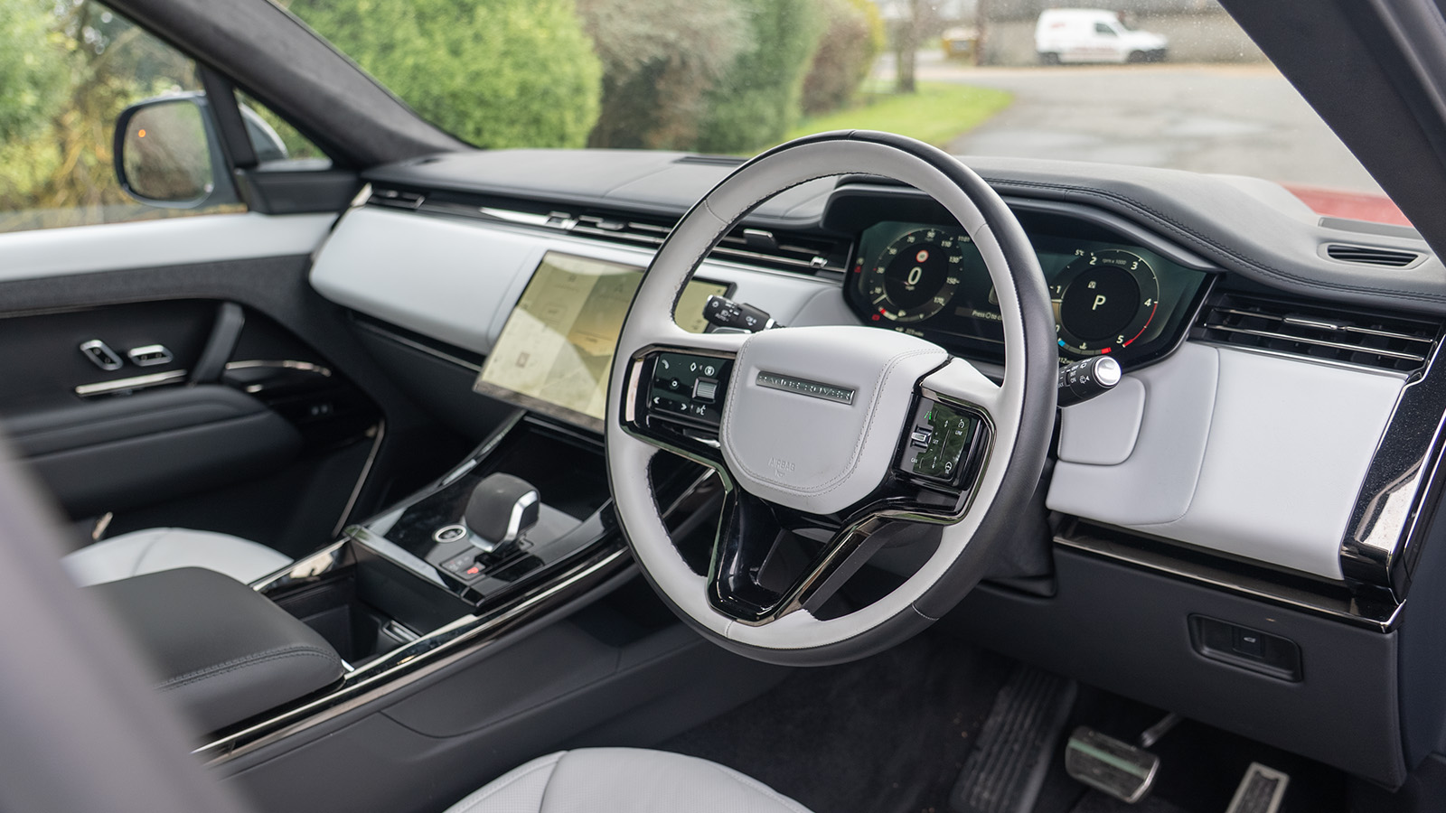   Win This Stunning Range Rover - £76k Of British Excellence For 21p