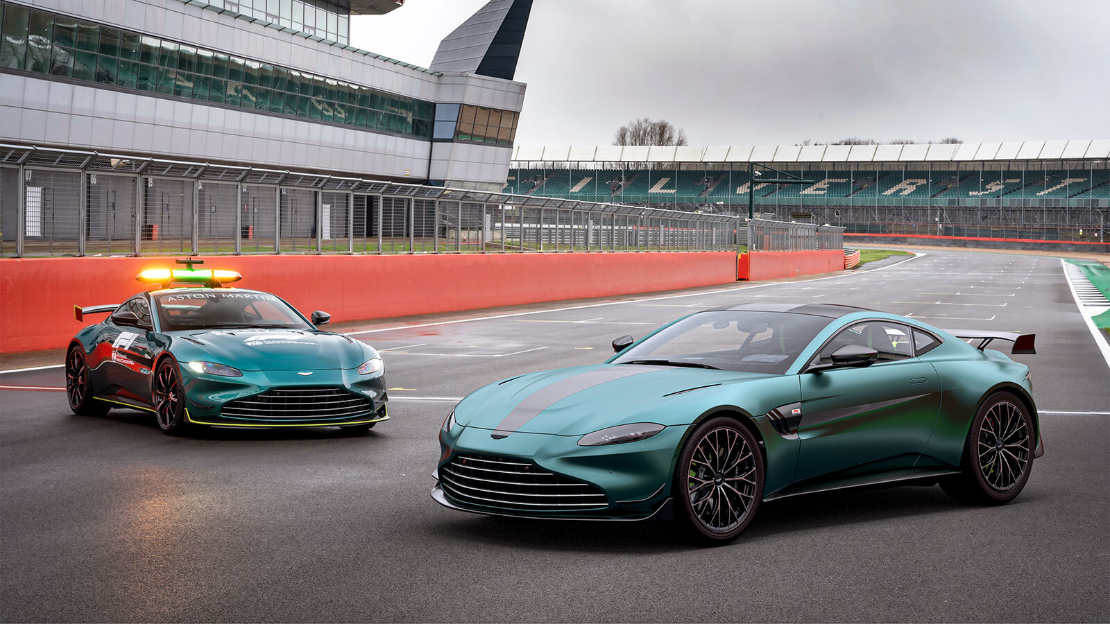  Aston Martin Vantage F1 Edition
