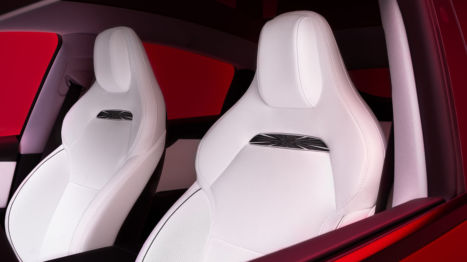  Tesla Model Y Performance