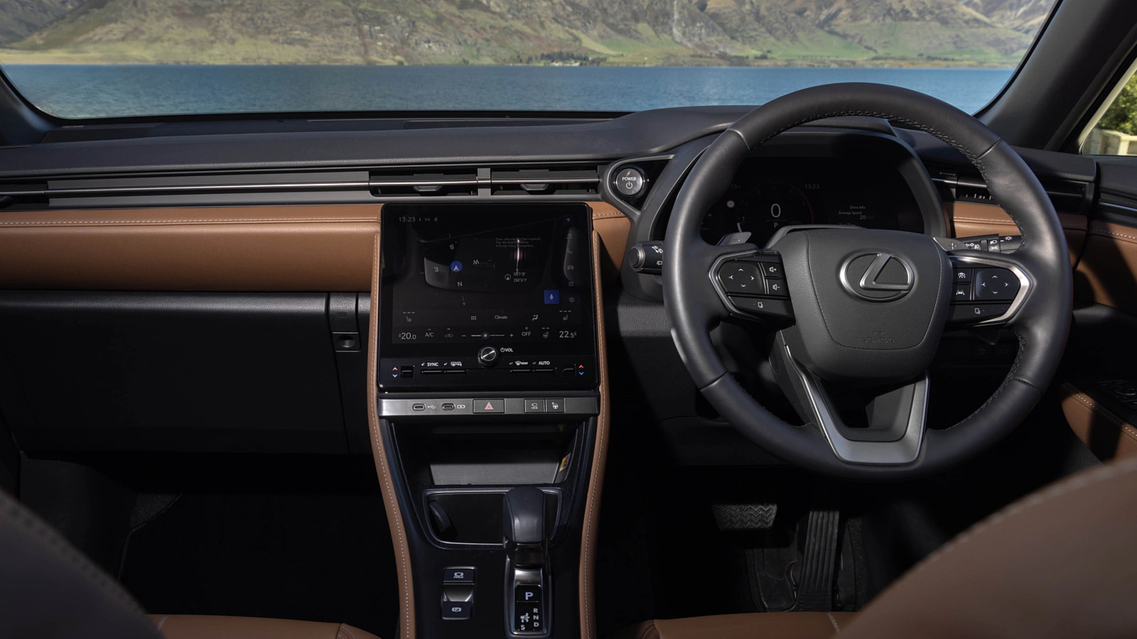  Lexus LBX Premium