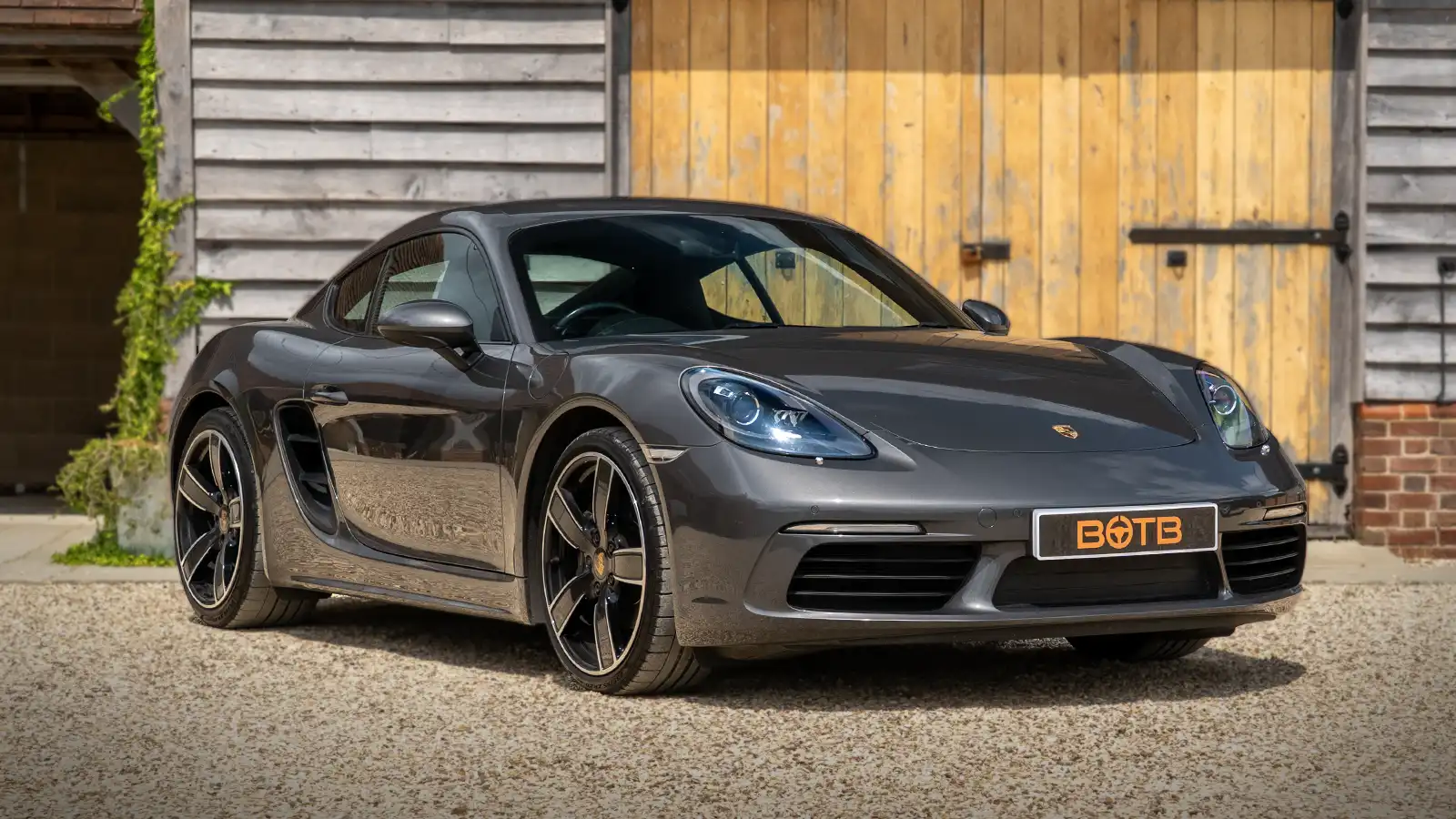 22p for a stunning BMW M5 & Porsche 718 Cayman – £100k Prize Value!