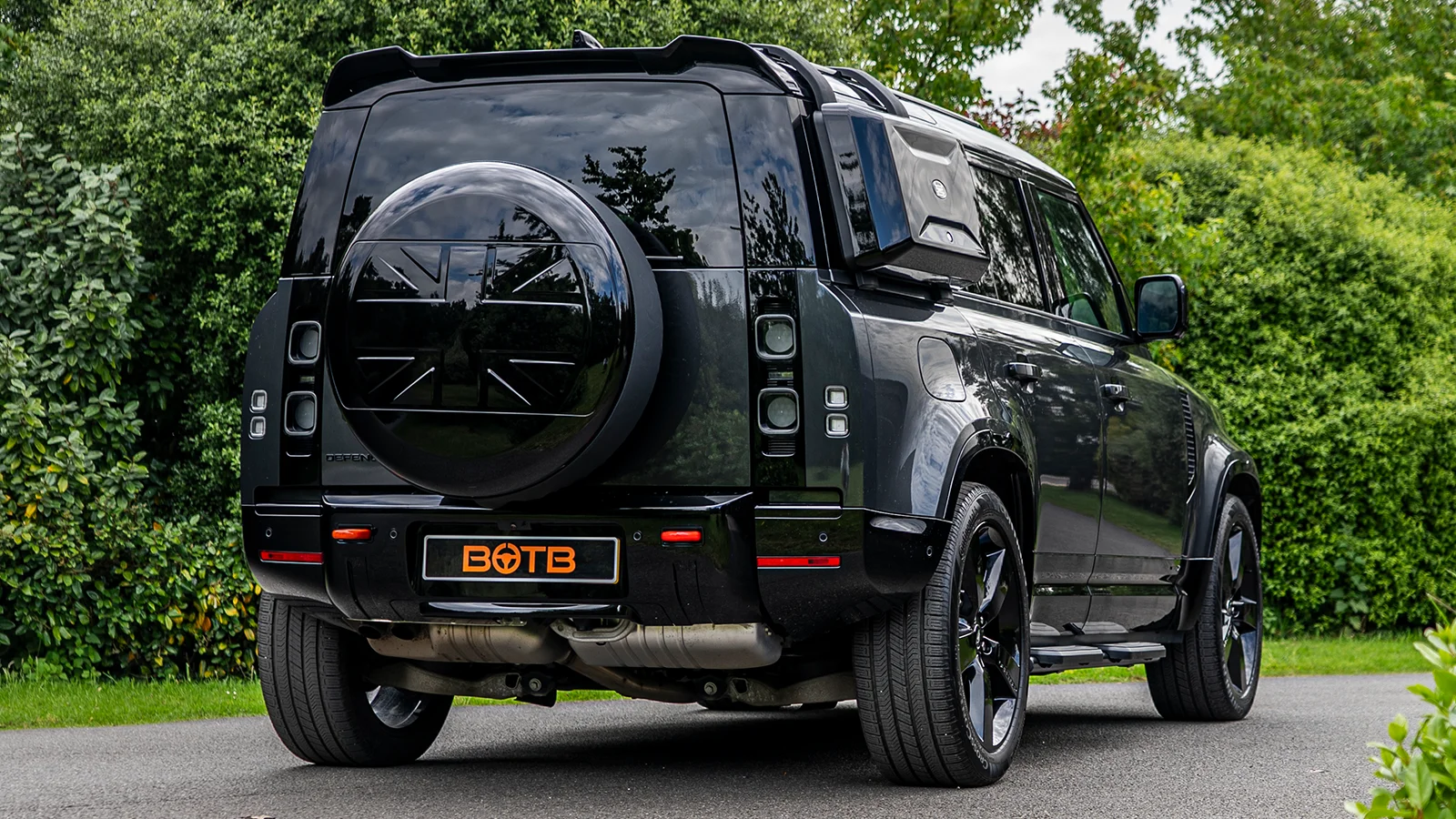   We've Just Added...A Luxury 4x4 Built For Everything – Win A Defender D350 X