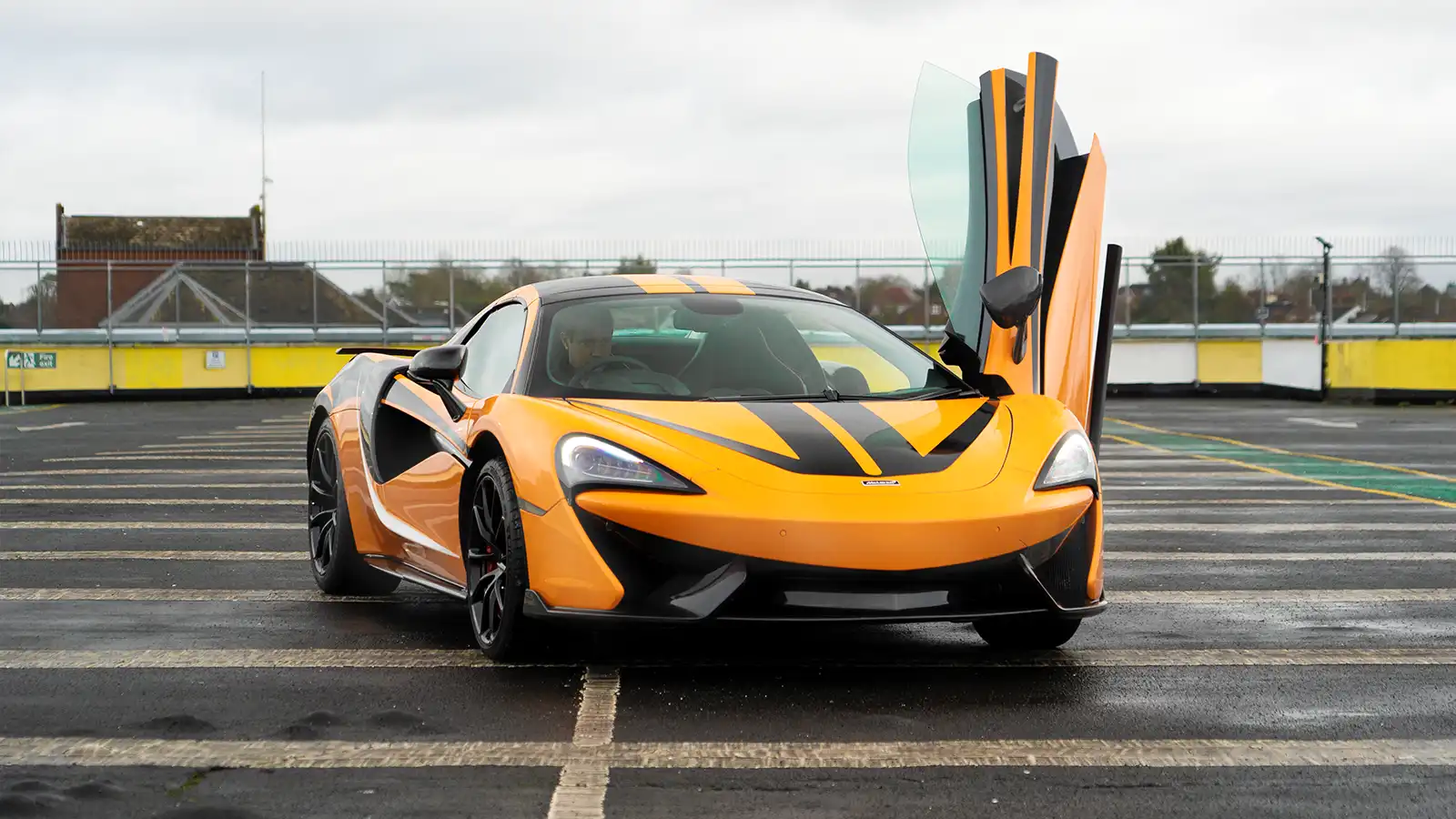  McLaren 570s Spider