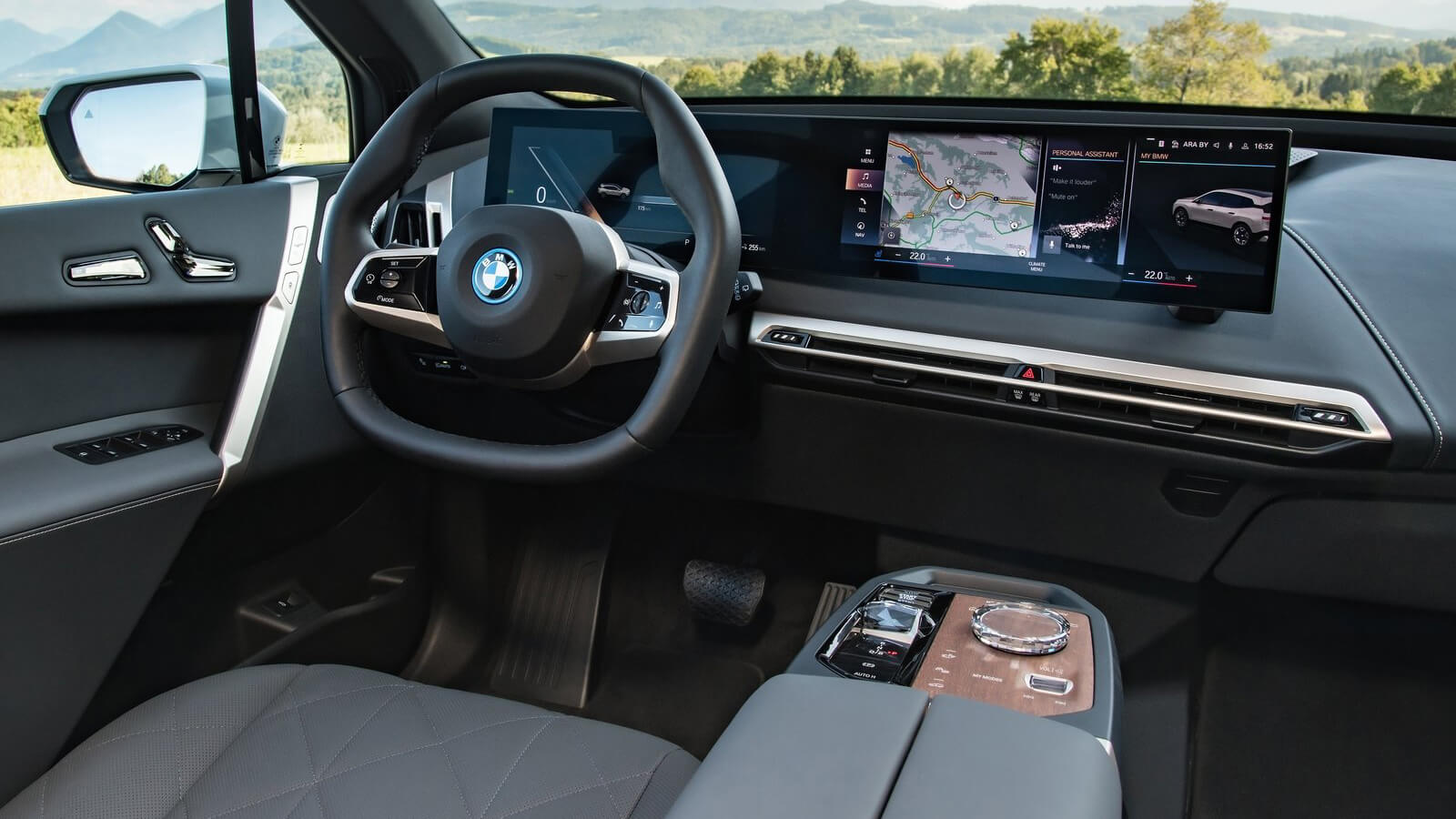  BMW iX xDrive50 M-Sport