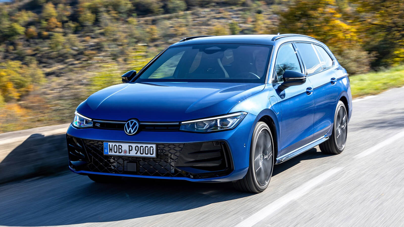  Volkswagen Passat R-Line