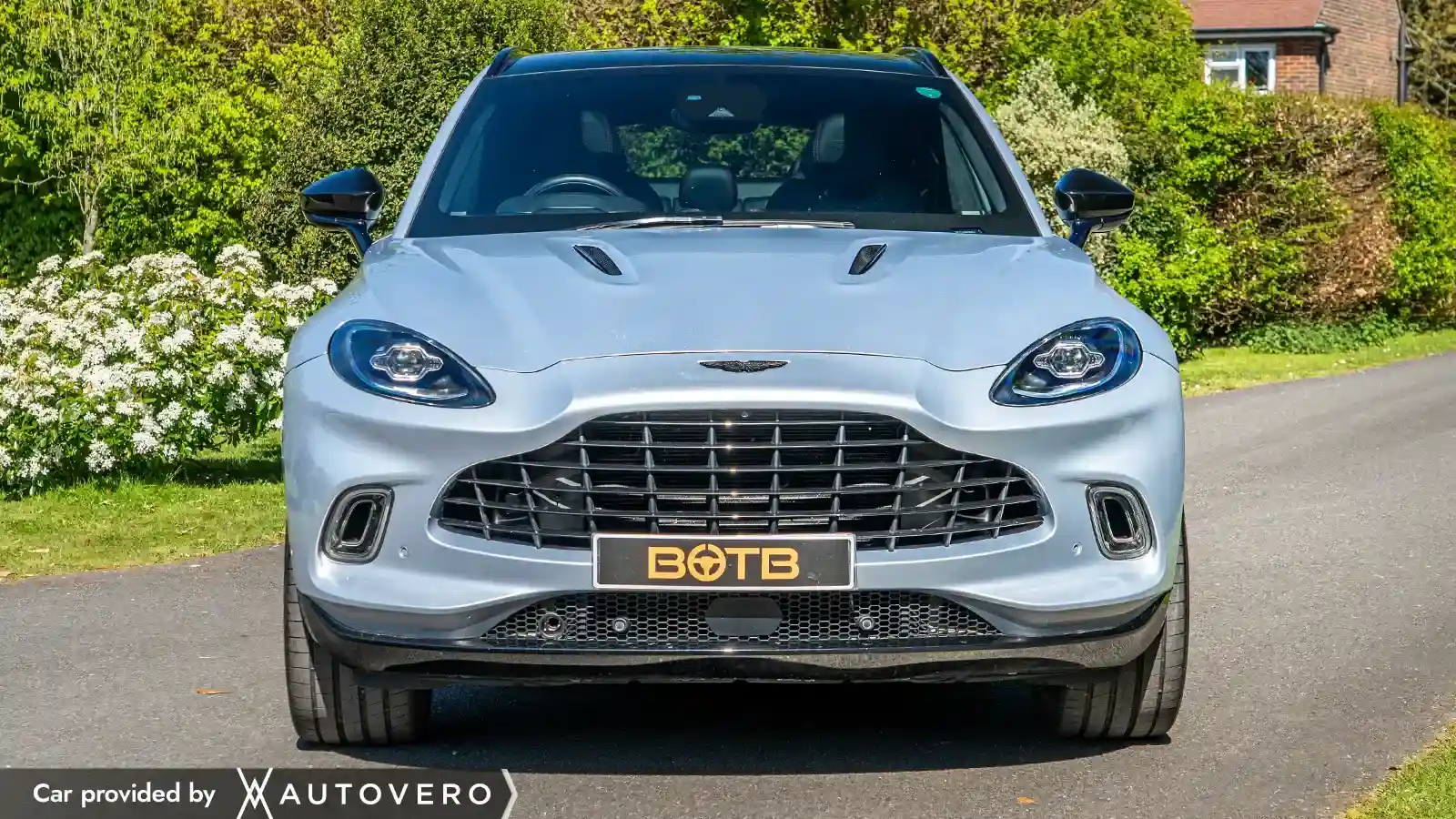   Ultimate SUV Experience – Win an Aston Martin DBX for 19p!