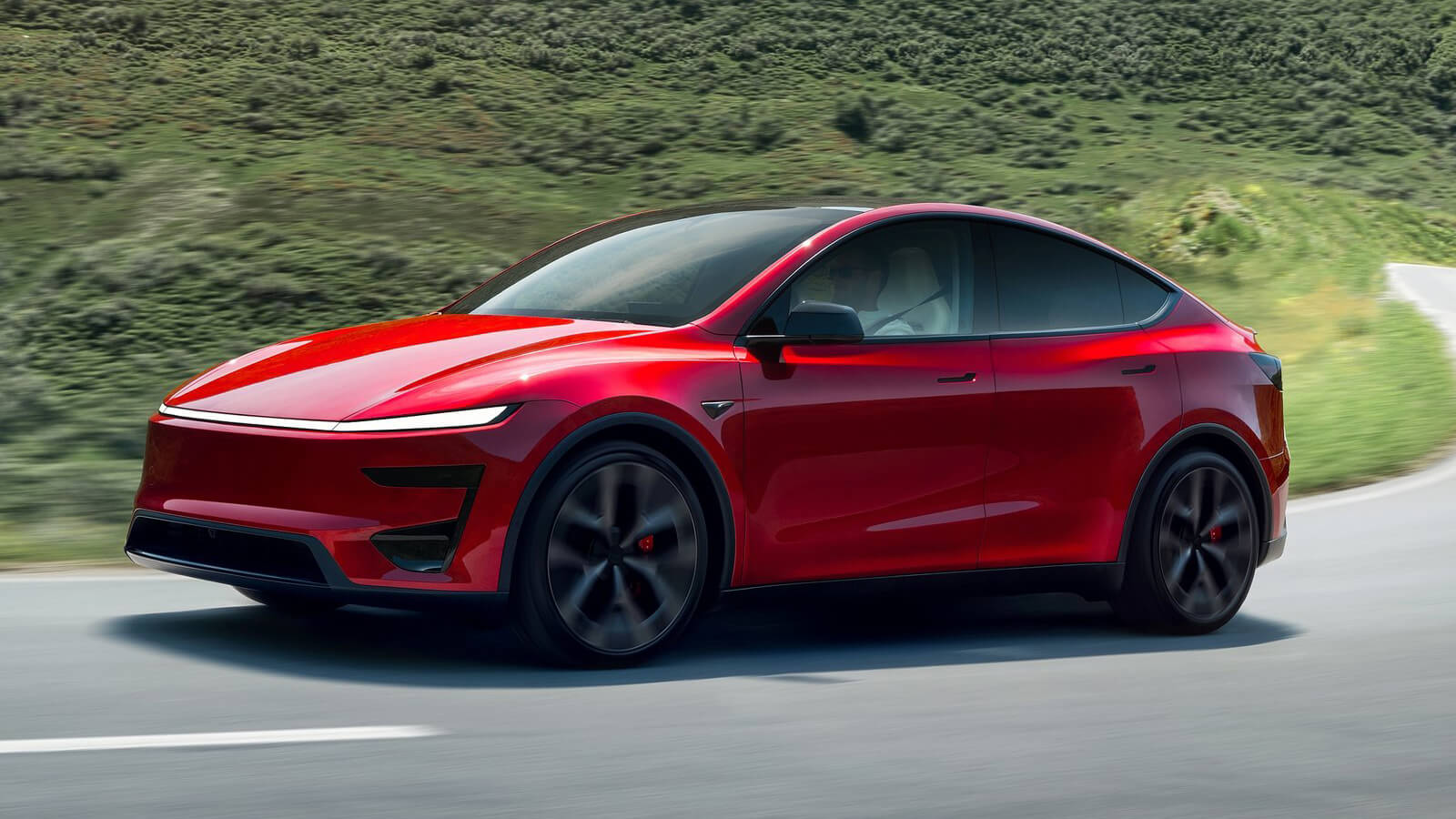  Tesla Model Y Performance