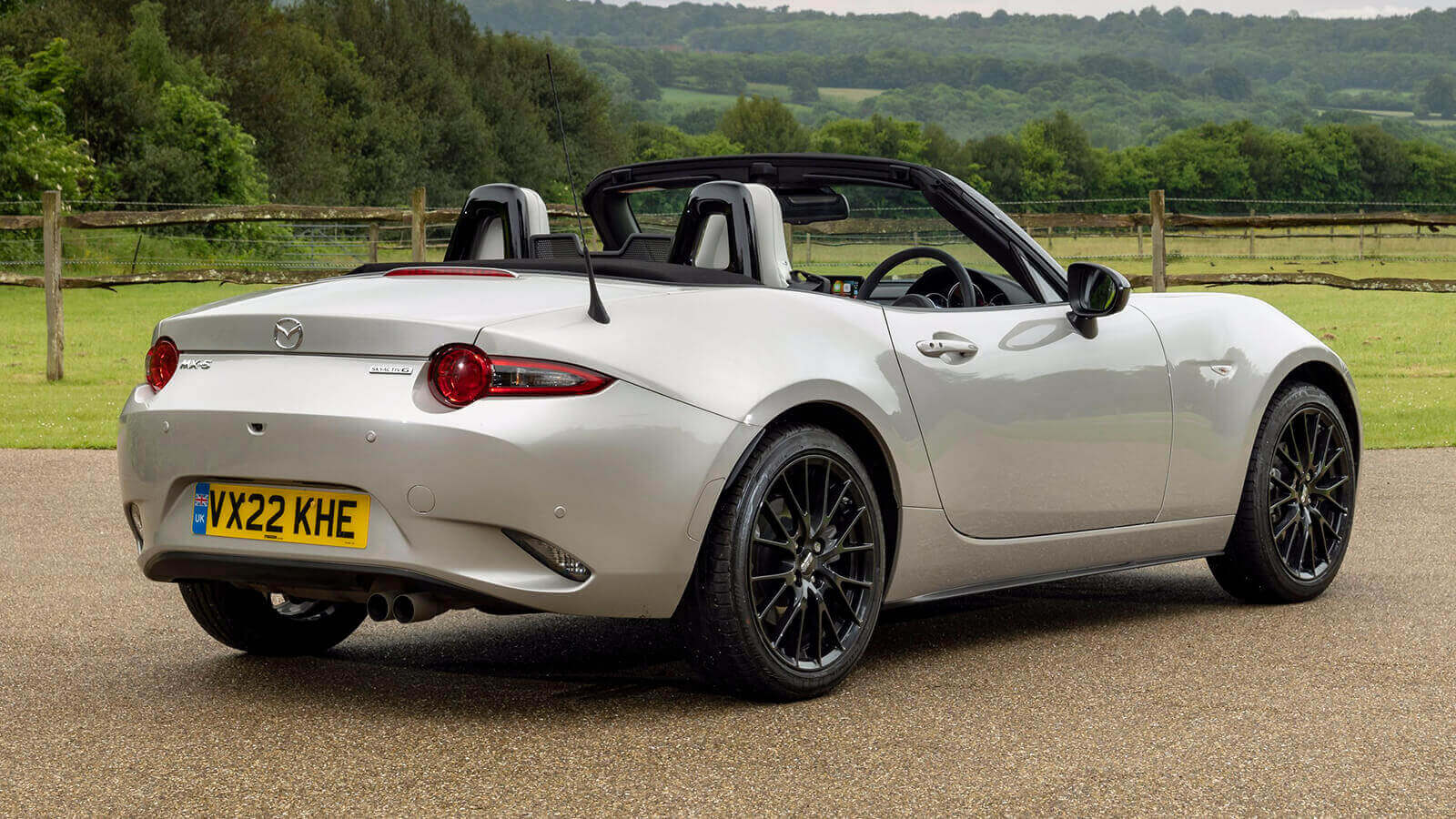 Mazda MX-5 Exclusive Line