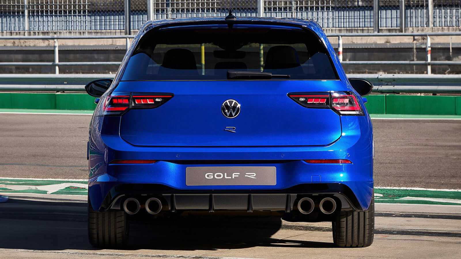  Volkswagen Golf R