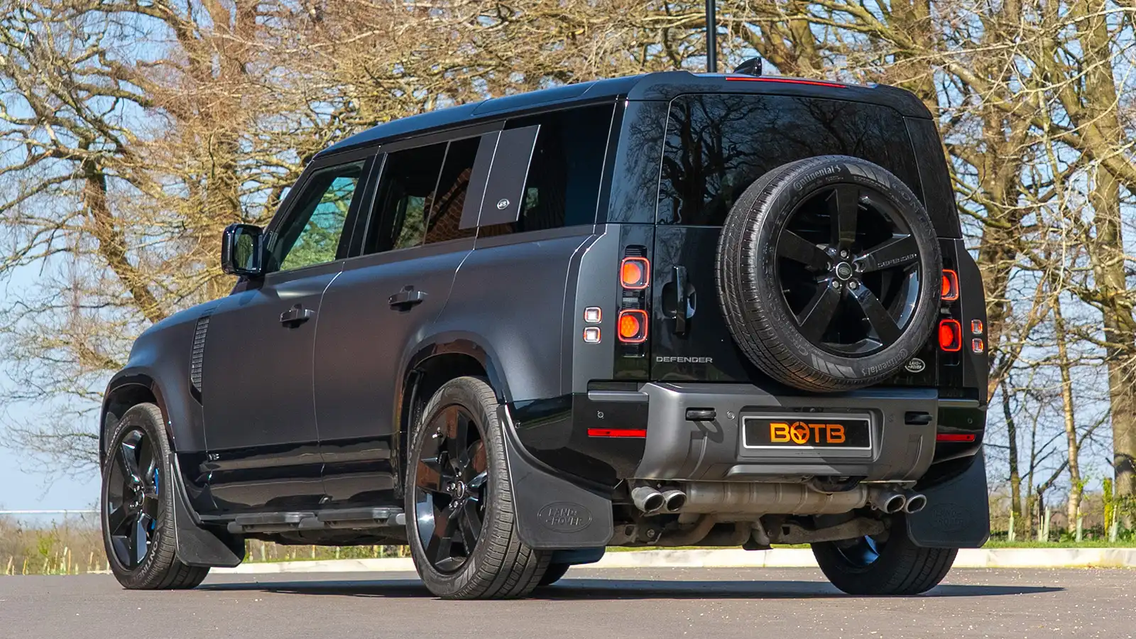   518 BHP Land Rover Defender Carpathian Edition For Just 22p!
