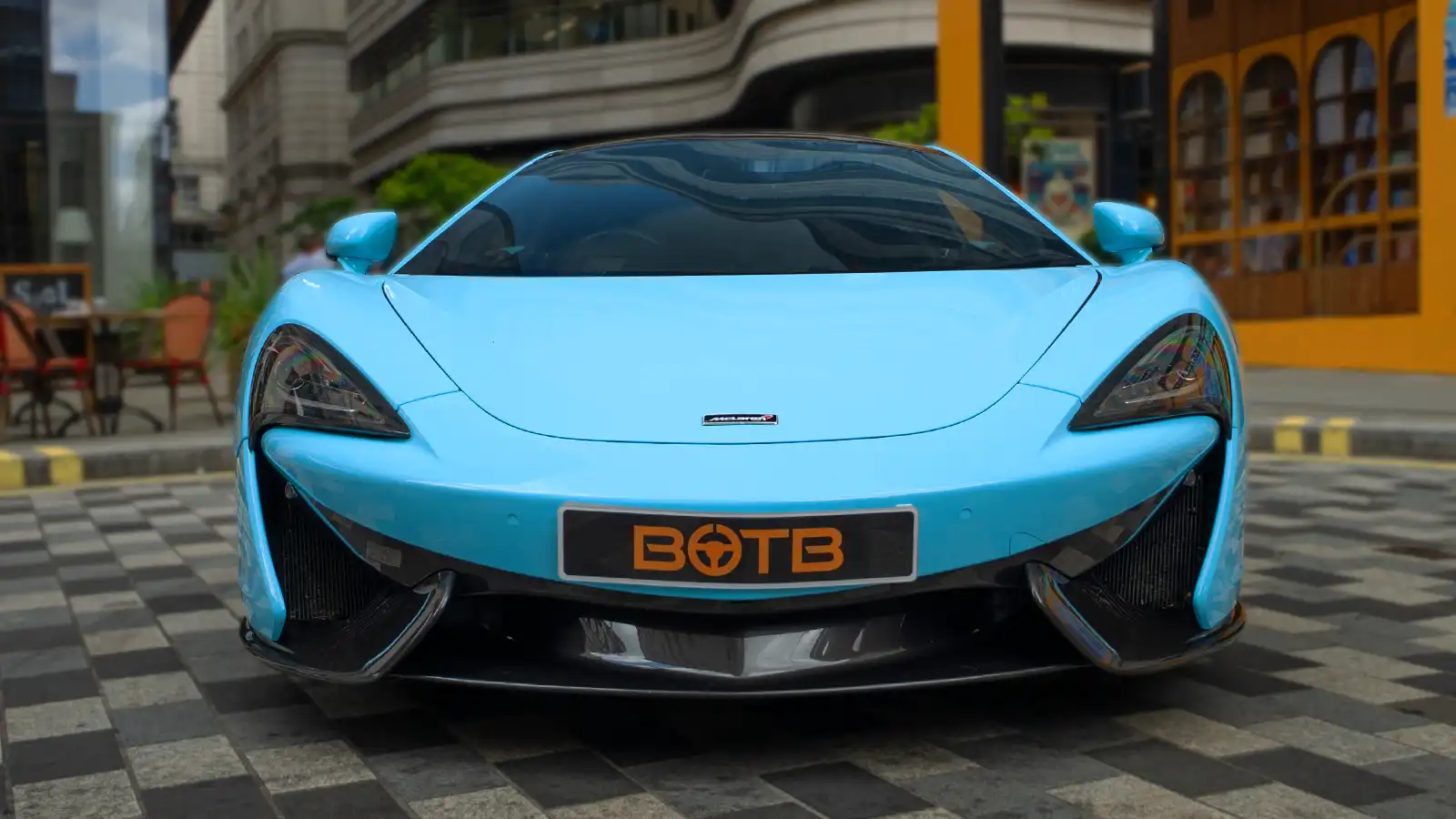 Win This 562 BHP McLaren 570 GT Worth £78,000!