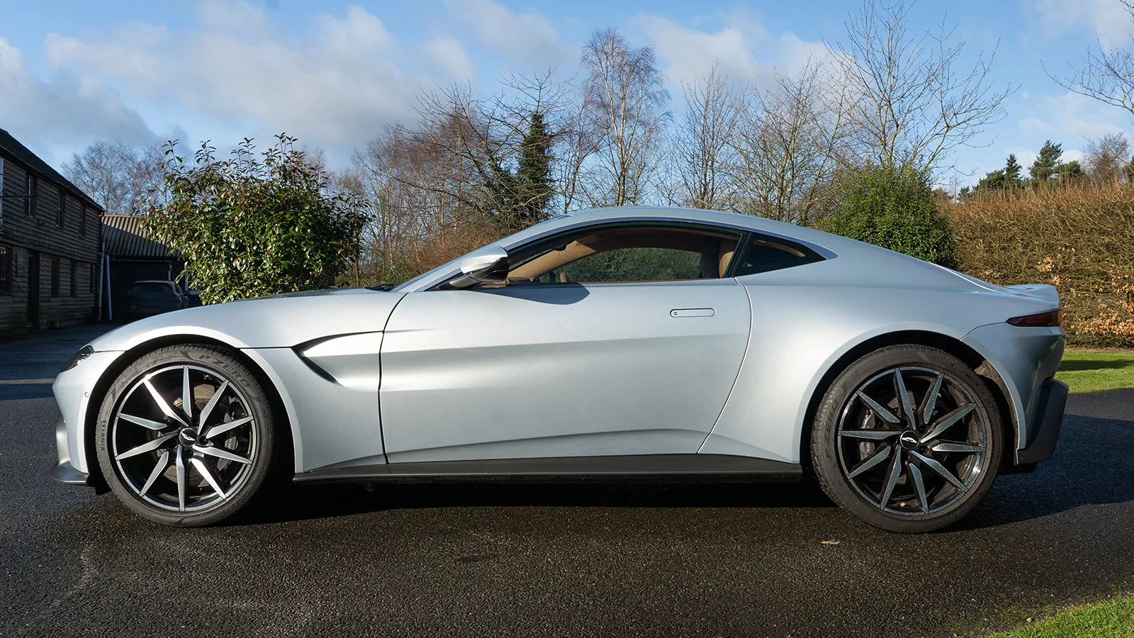   21p to Win a Turbocharged Aston Martin Vantage V8 worth £72,000!