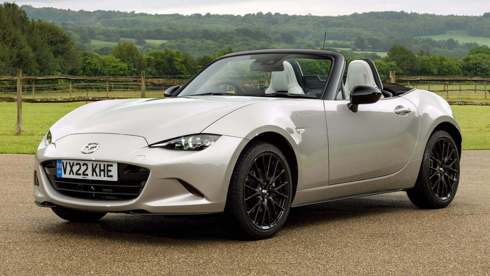 Mazda MX-5 Exclusive Line
