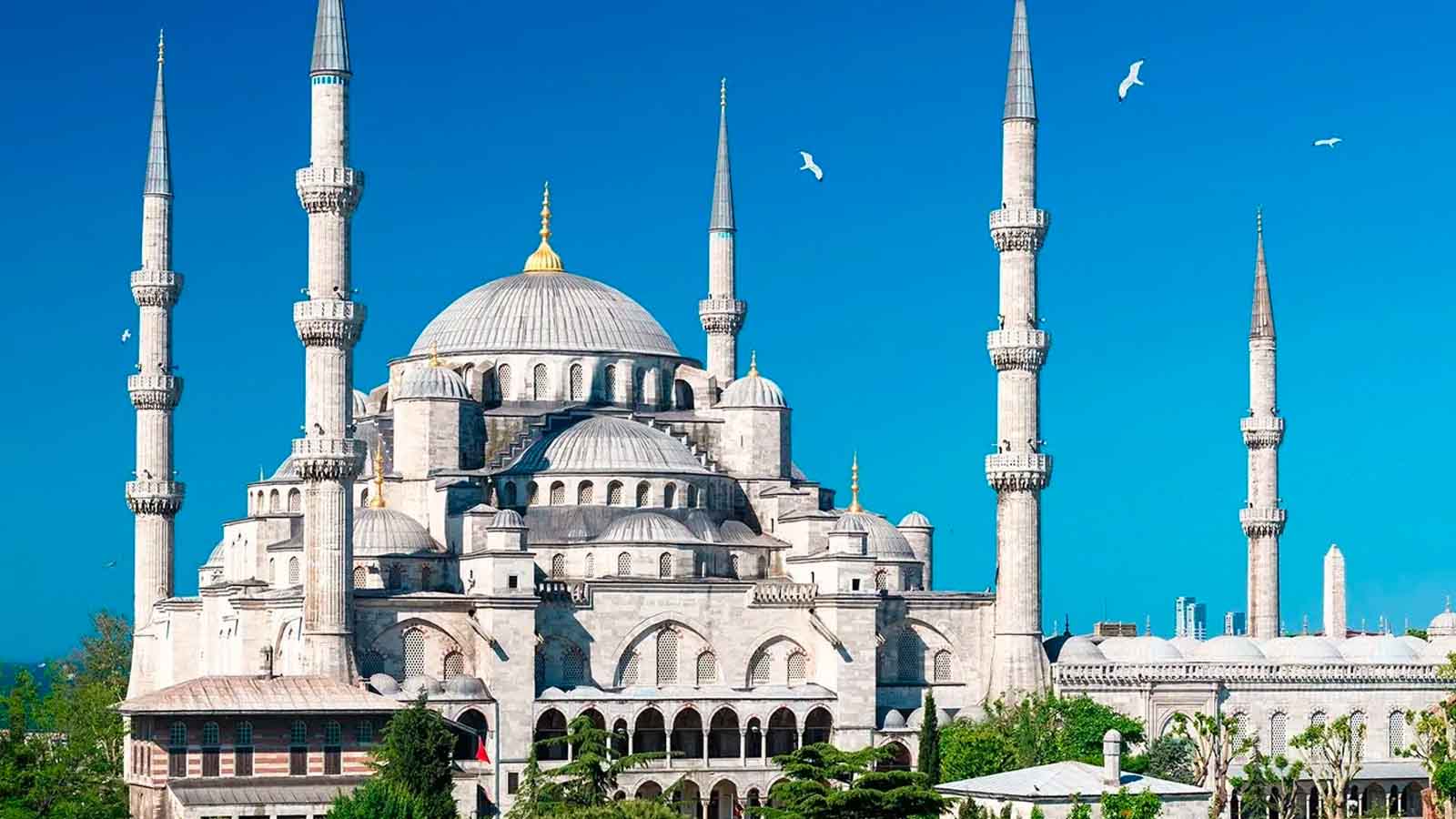   Türkiye: 10-Night Holiday For Two