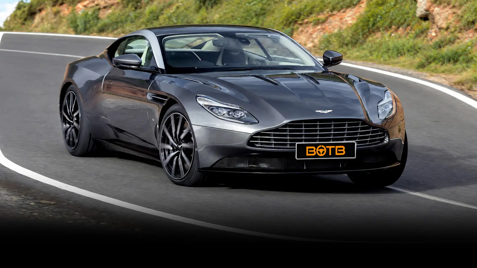  Aston Martin DB11 V12 (Modern Classic)