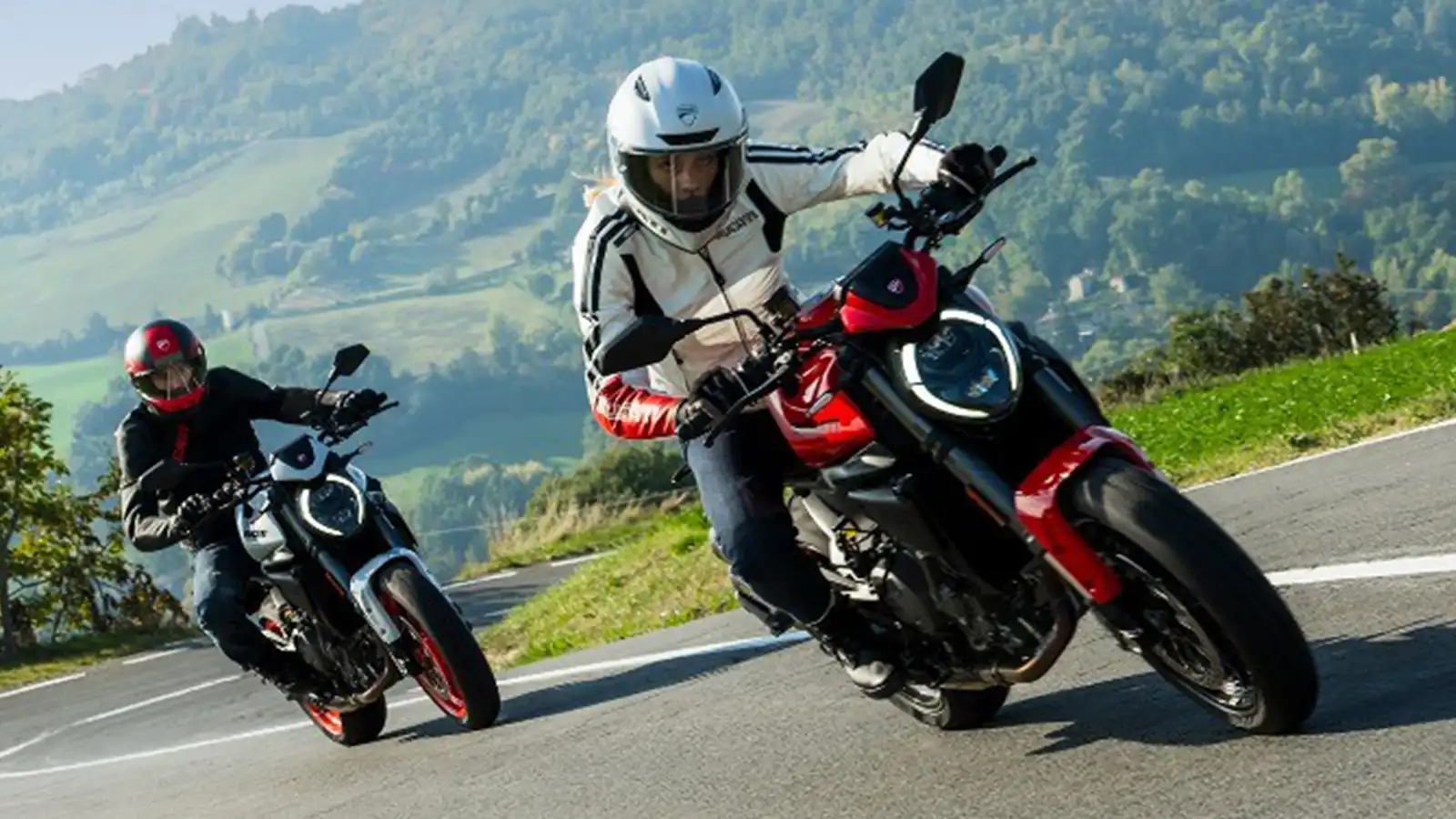  Ducati Monster Plus I M Legend