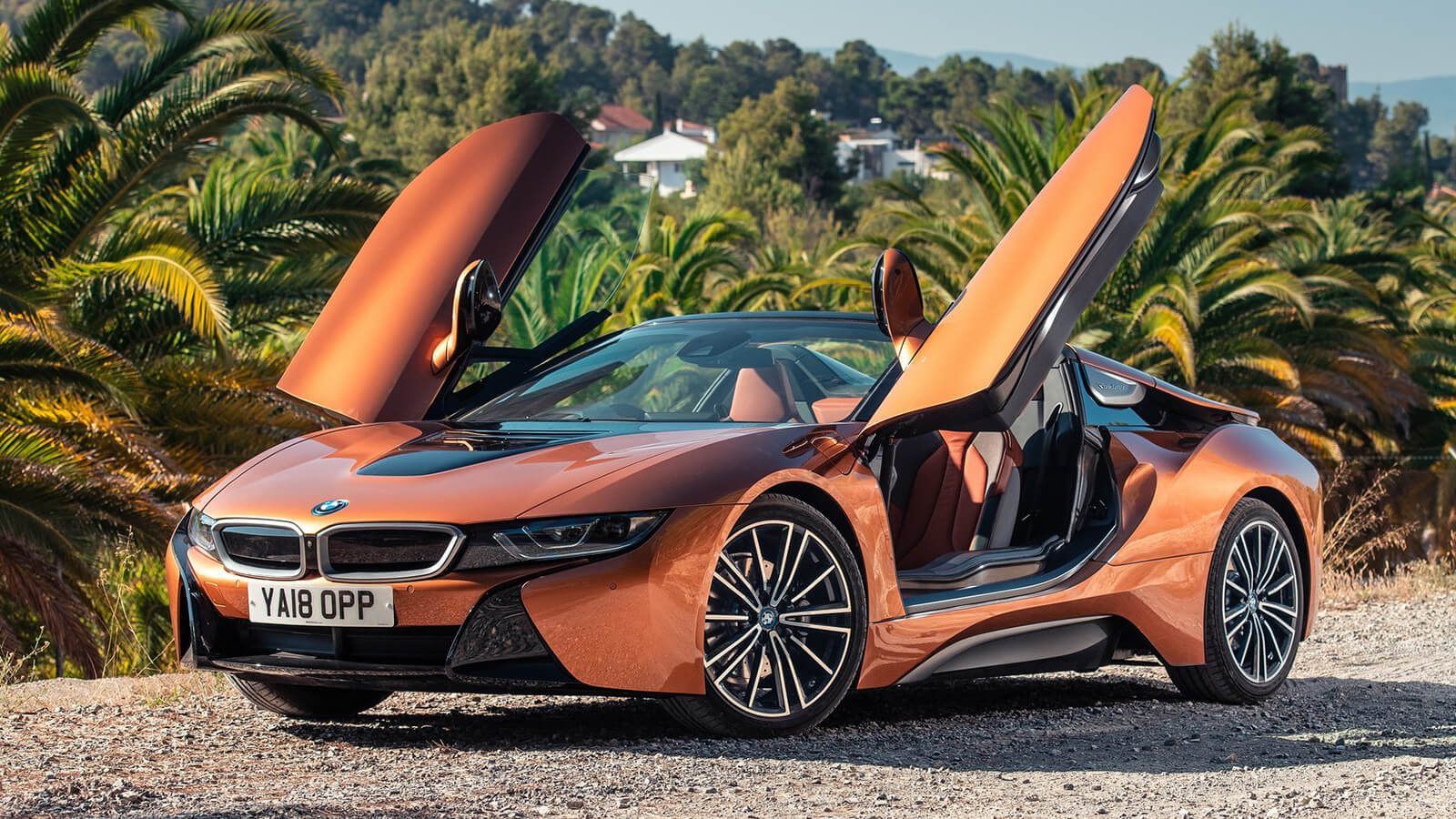  BMW i8 Roadster (Modern Classic)