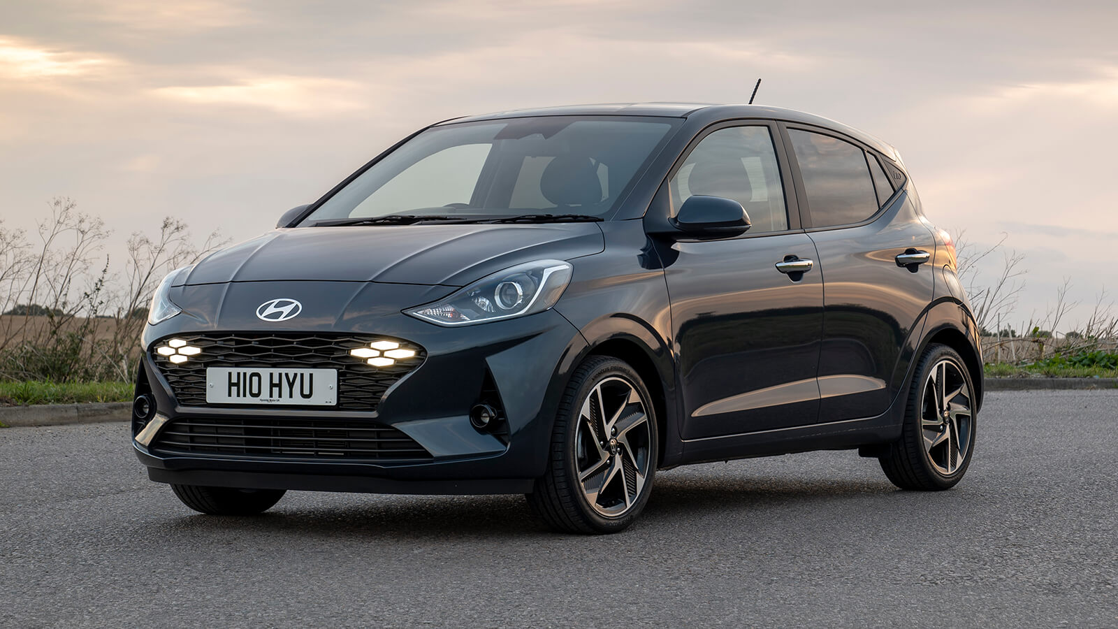 Hyundai i10 + Kia Sportage: Double Up!