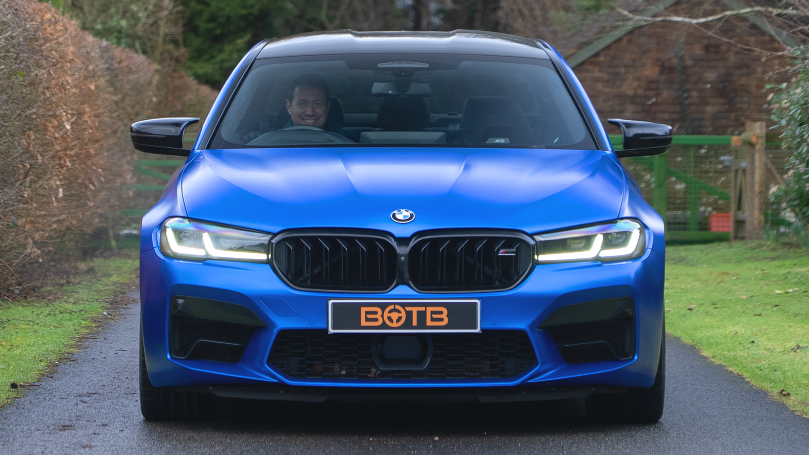   German Excellence – BMW M5 Competition For 9p!