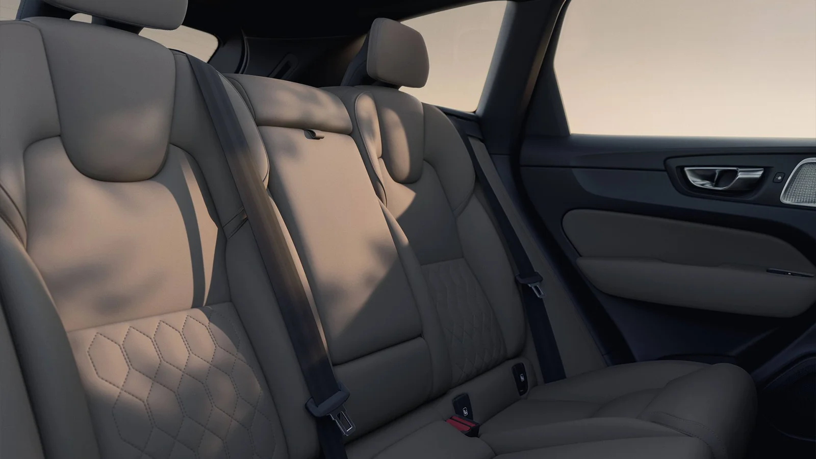  Volvo XC60 T8 Recharge Ultra