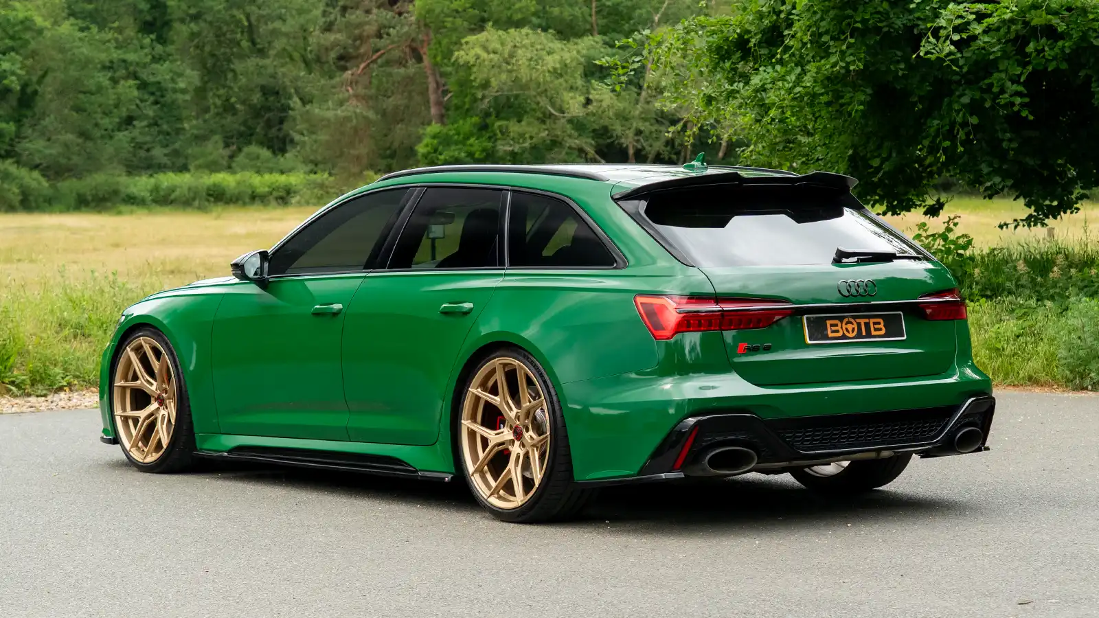 This Audi RS6 Powerhouse Worth £69k - Yours for Just 7p!