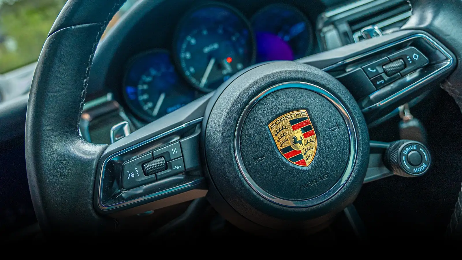   Drive Away in This £59k Porsche Macan GTS For Just 21p!