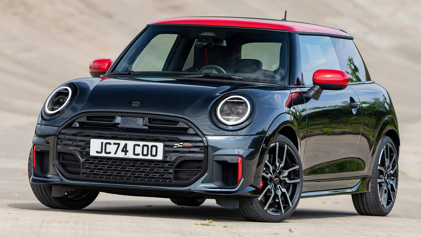   Mini JCW + AMG GT 63: Double Up!