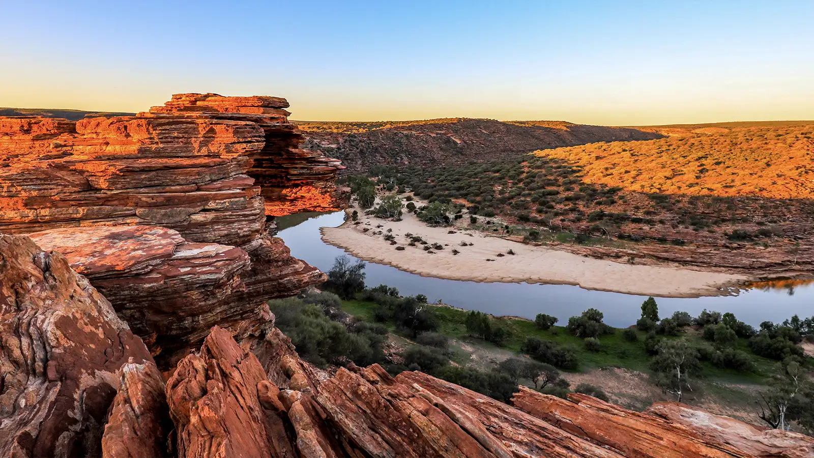   Australia: Family Trip Plus £10,000