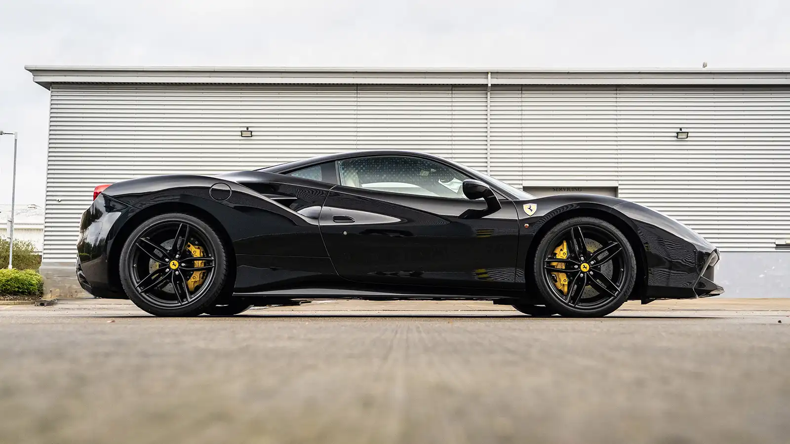  Ferrari 488 GTB