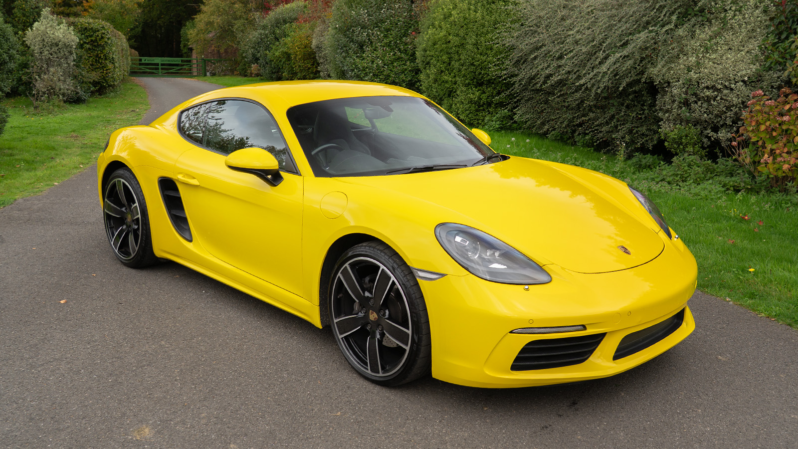 6p For A Porsche 718 Cayman & £15k Tax-Free Cash! Unmissable Deal!