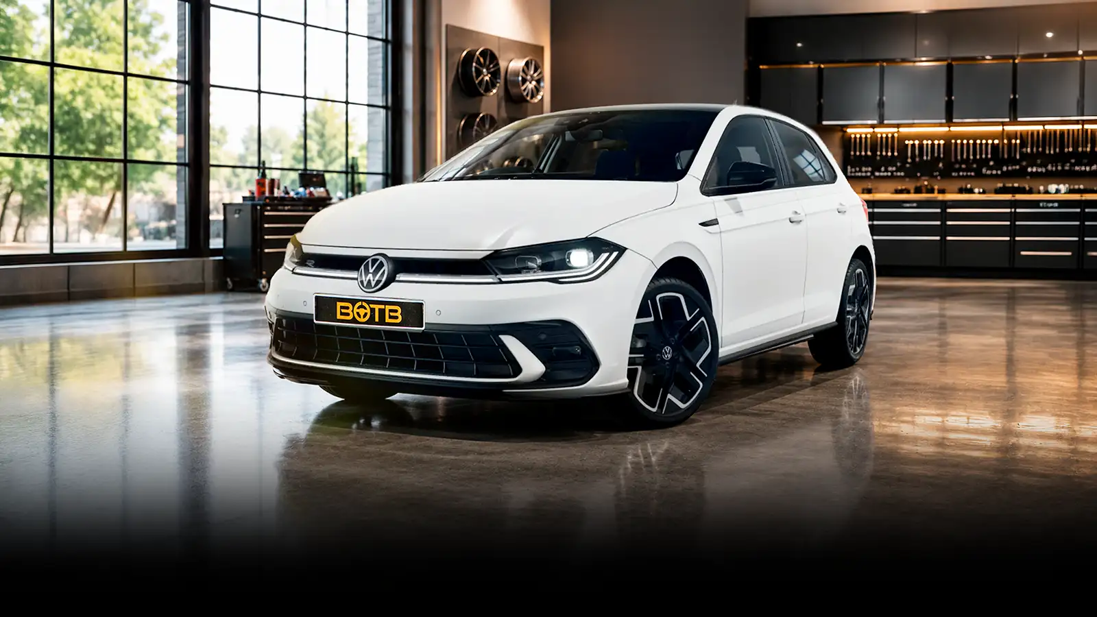   The £1 Bundle: Volkswagen Polo Black Edition + MacBook Pro + Mulberry Tote + £5k Cash