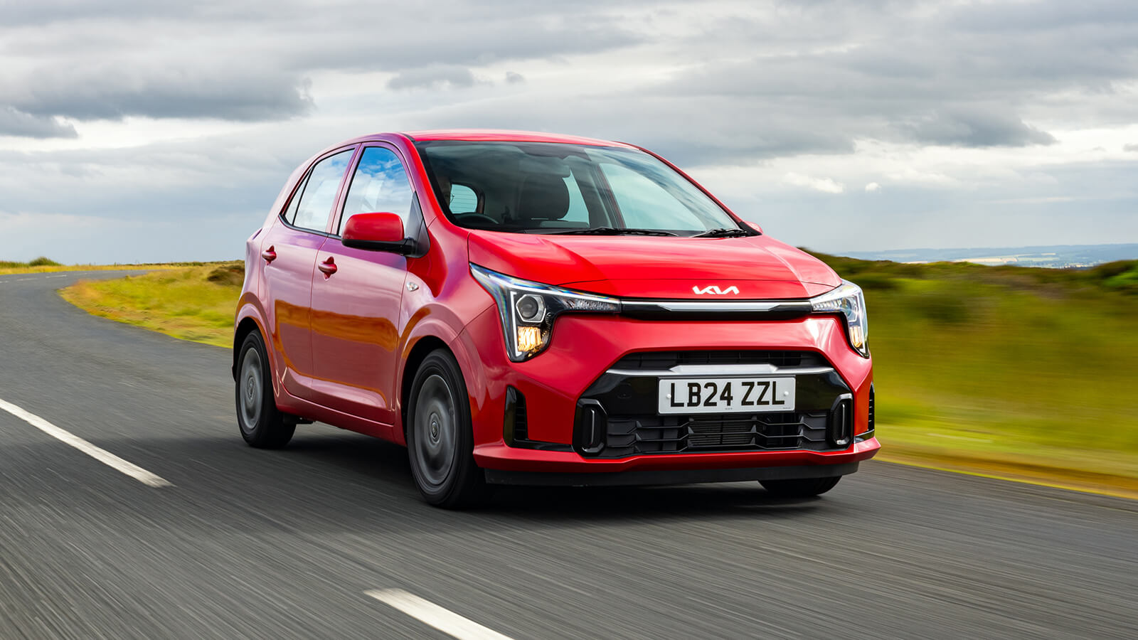 Win a Kia Picanto 2 DCT + £2,000