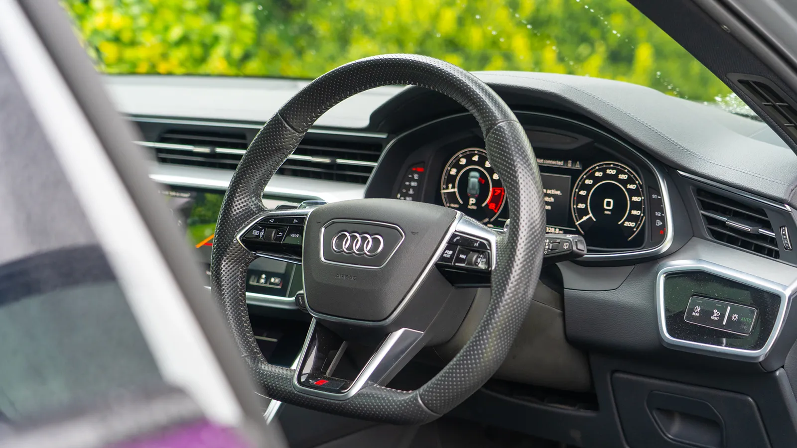   Own the Road in Style – Audi RS6 Available to Win for 19p!