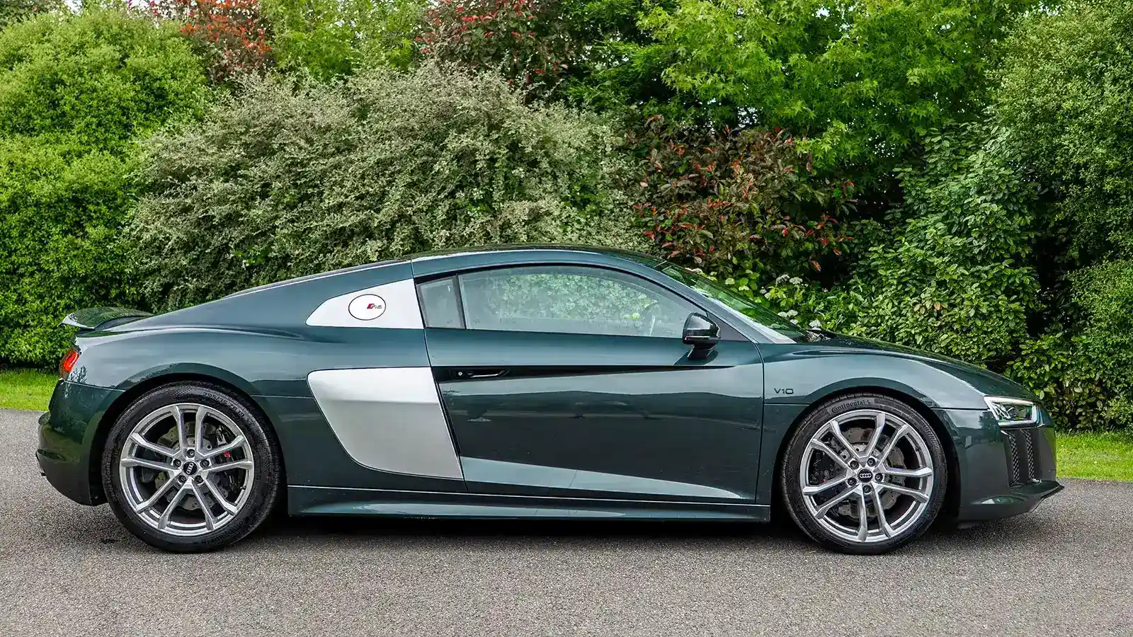   Brand New! 533BHP of Pure Supercar - Win An Audi R8 V10 for 21p!