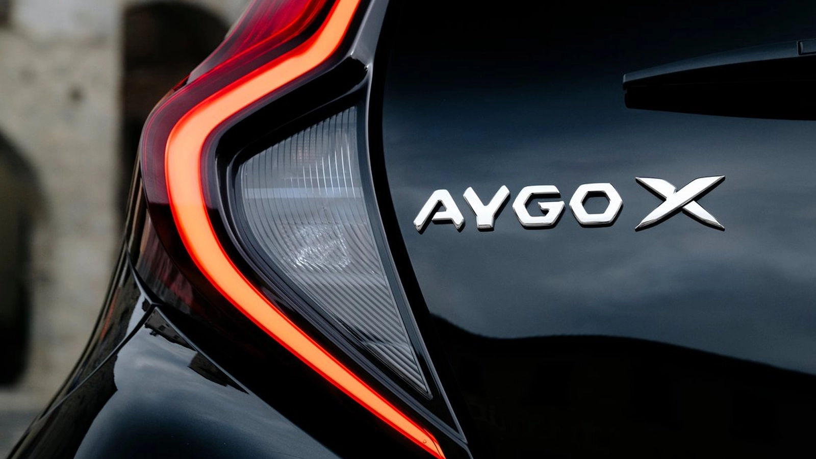  Toyota Aygo X Icon