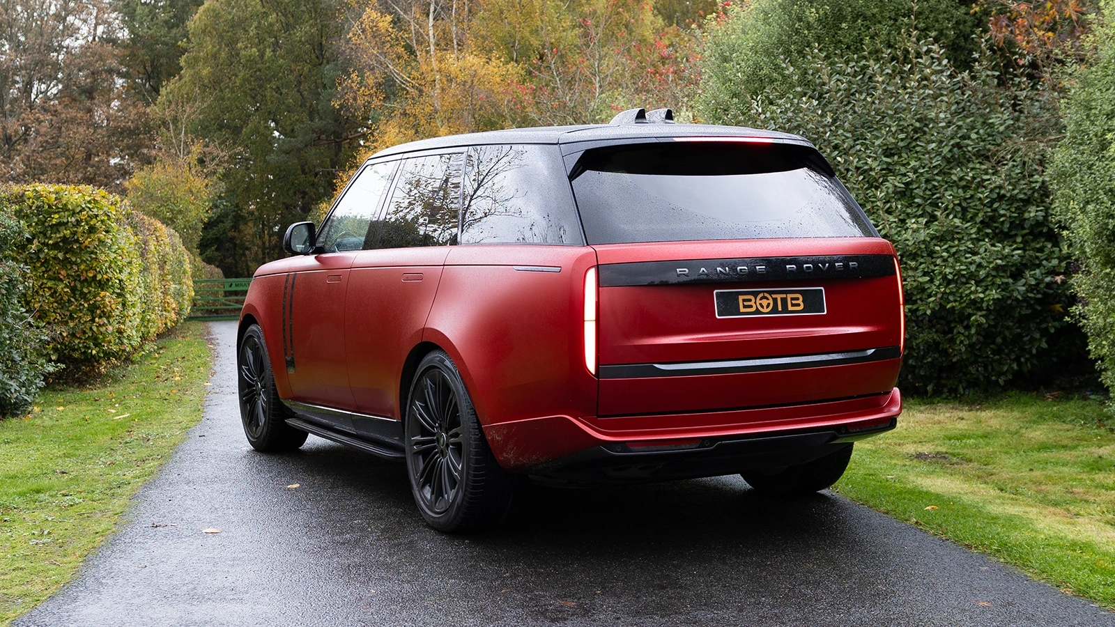   Win This Stunning Range Rover Sport D300 for Just 22p!