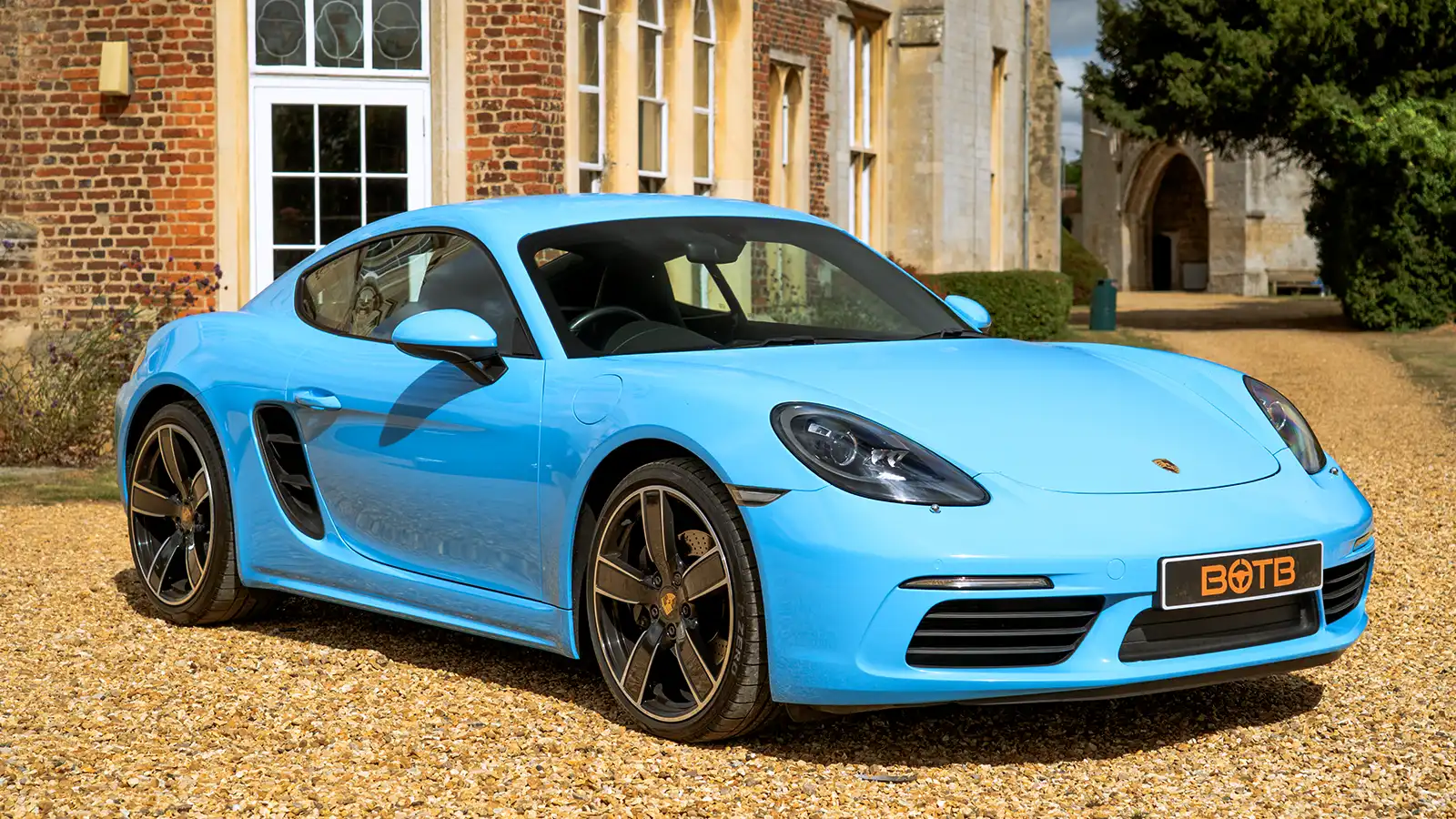   Bag a Cayman & Golf GTI  Duo – Worth £68,000!
