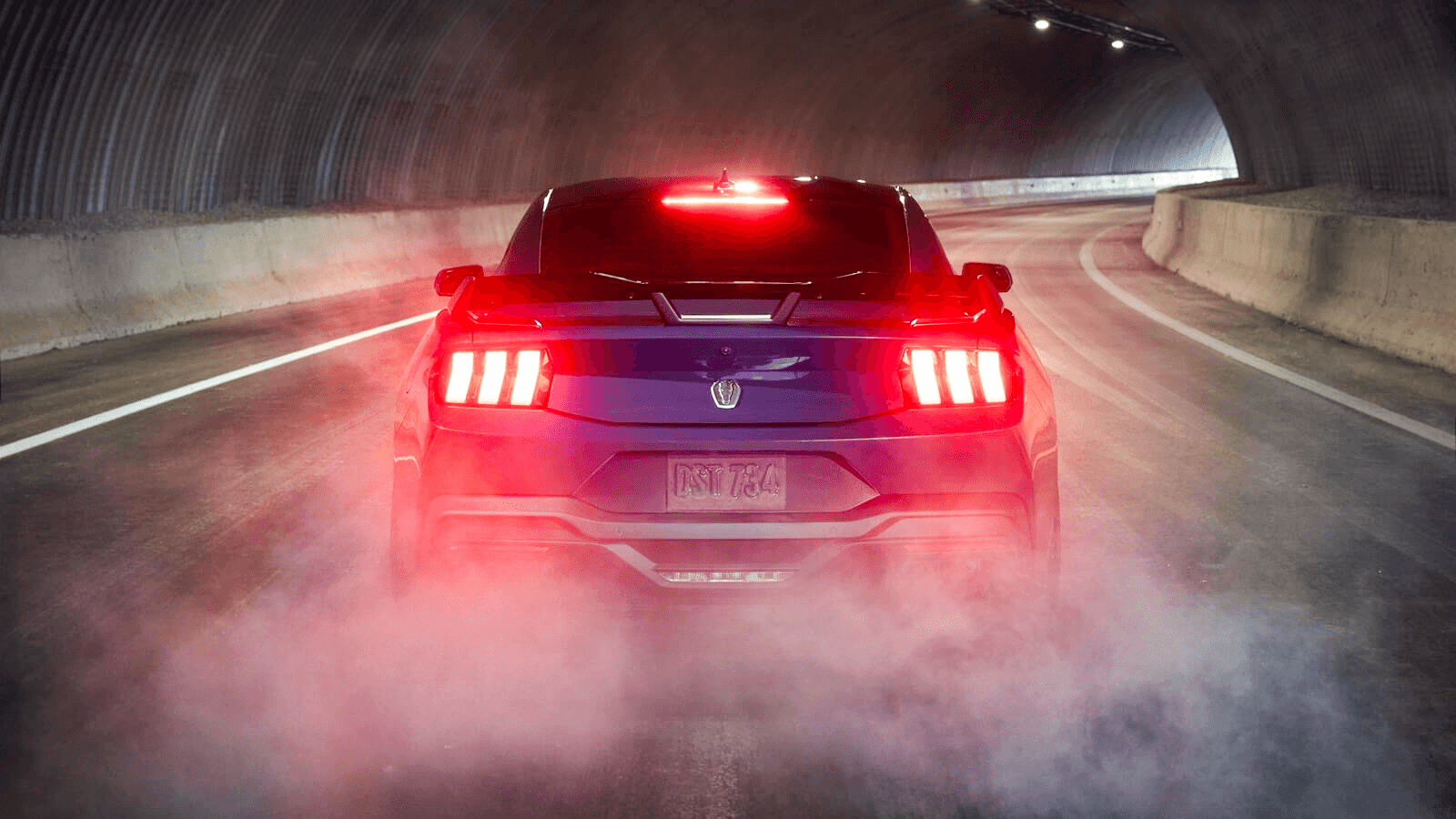  Ford Mustang Dark Horse