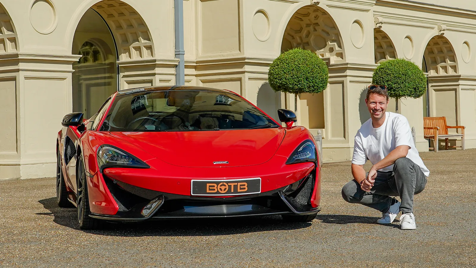   Win This Powerful 562BHP McLaren 570 GT V8 Worth £78,000!