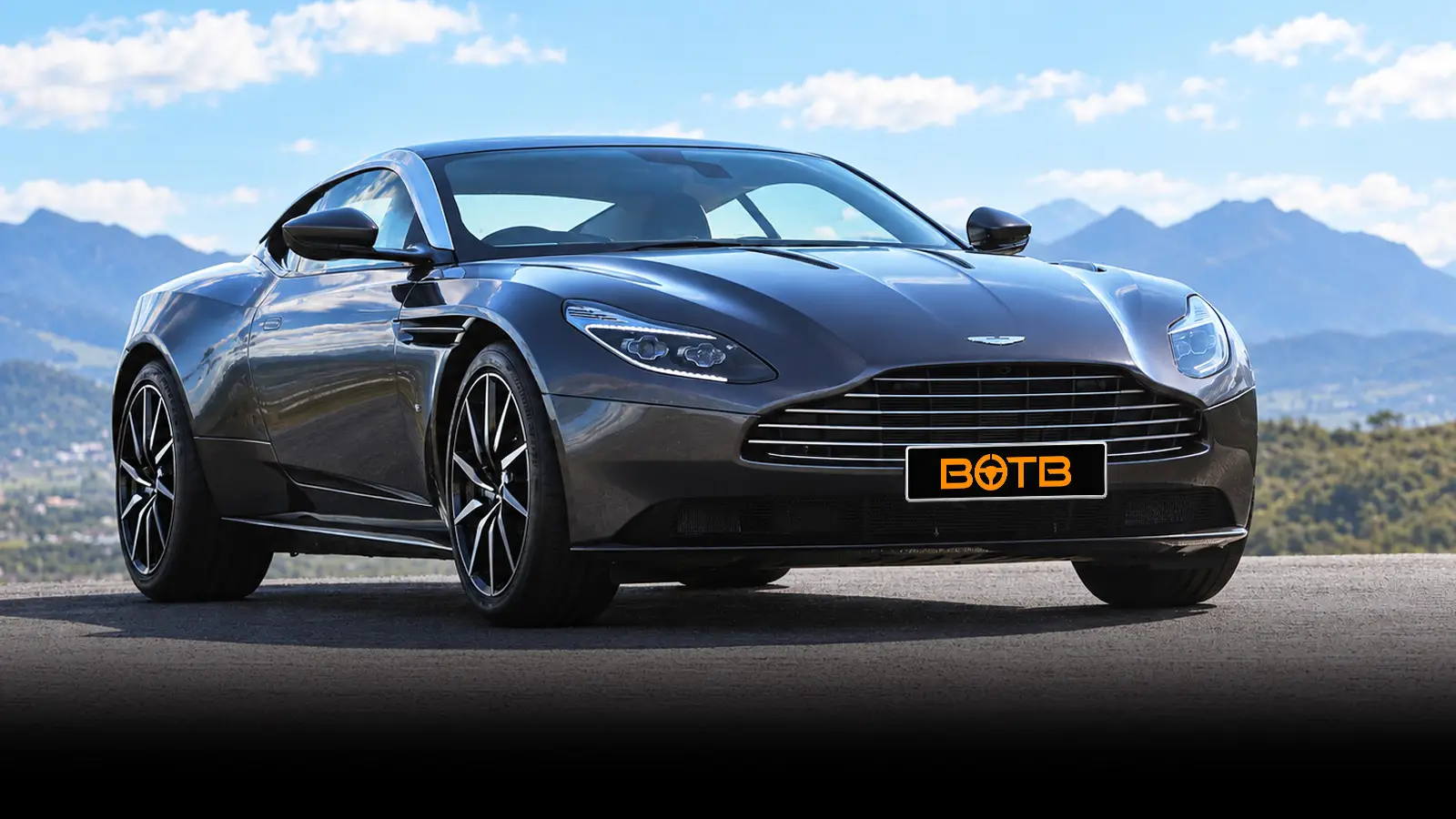  Aston Martin DB11 V12 (Modern Classic)