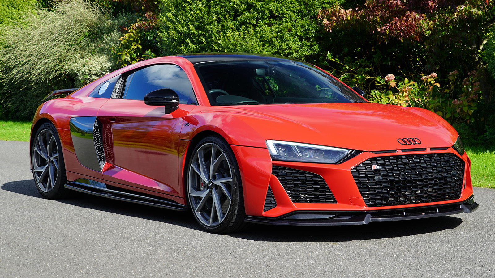   Win This Stunning £94k Audi R8 For Just 24p!